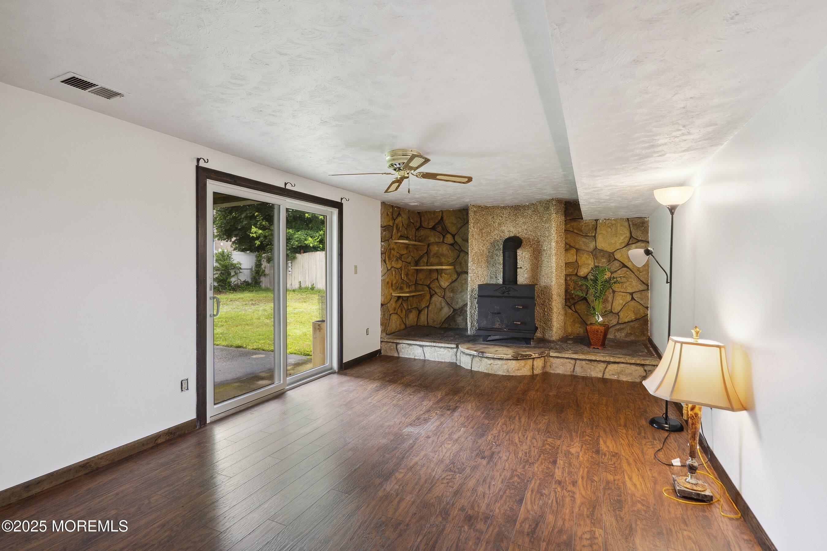 504 Cedarwood Drive, Forked River, New Jersey image 16