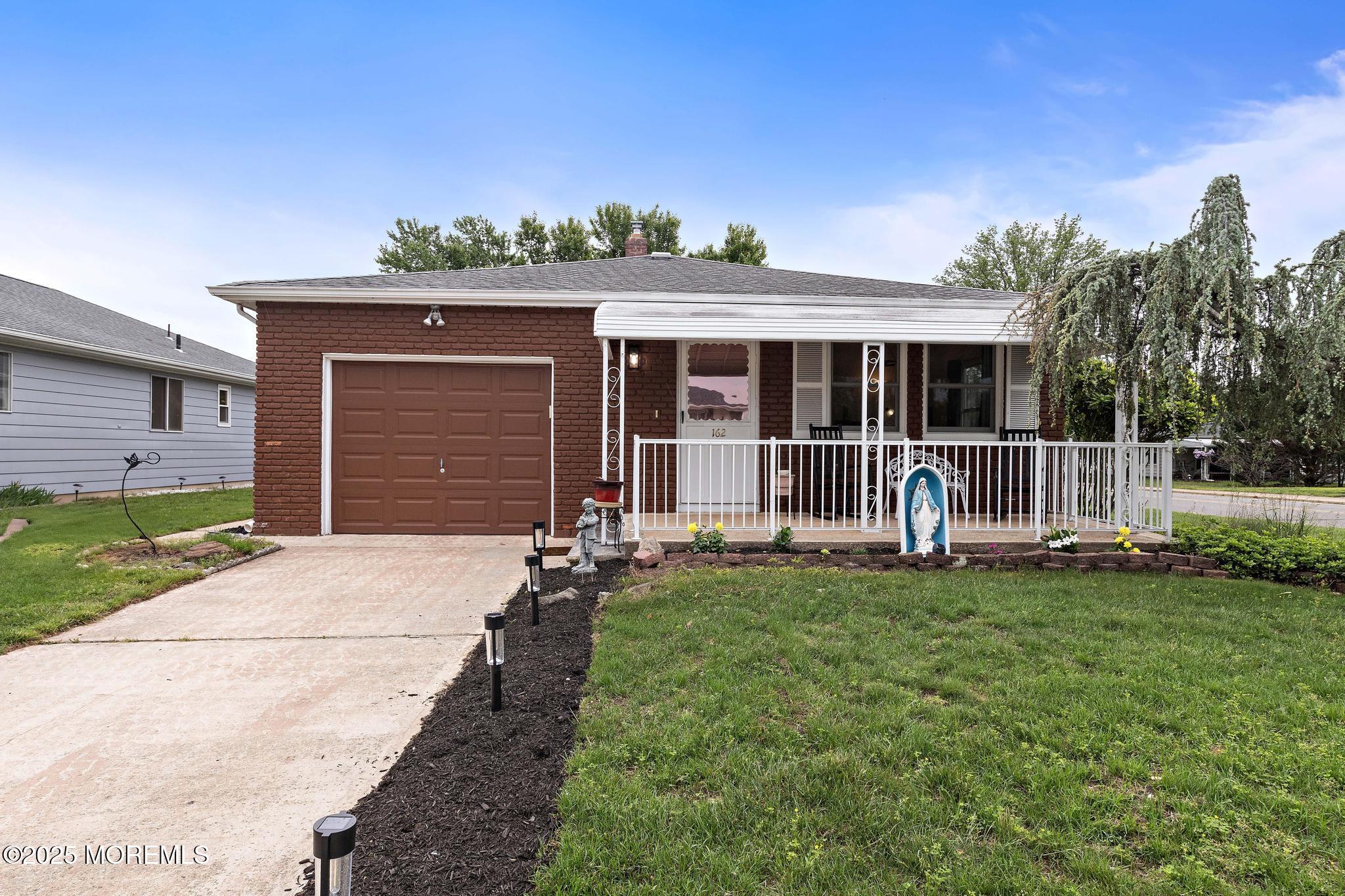 162 Harrington Drive, Toms River, New Jersey image 3