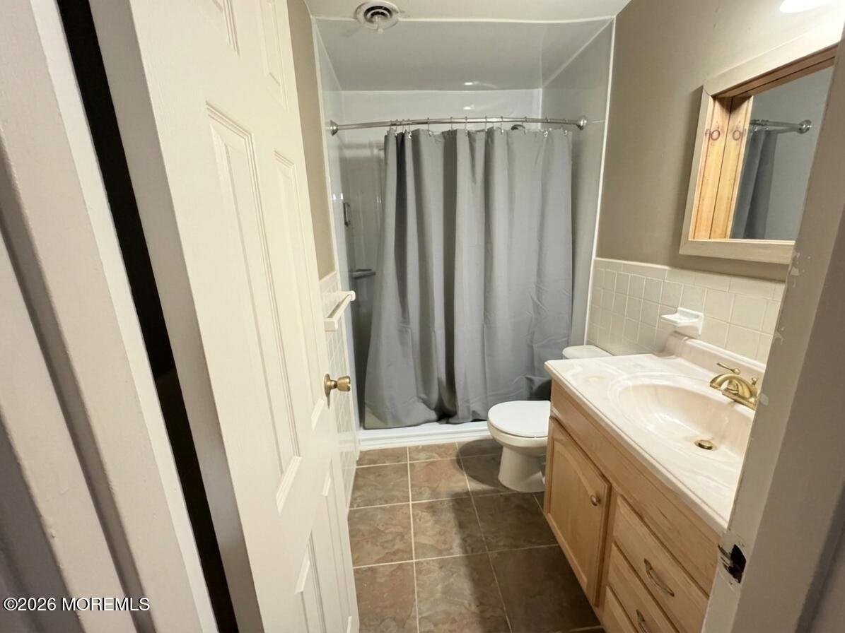 44 Judson Street 7A