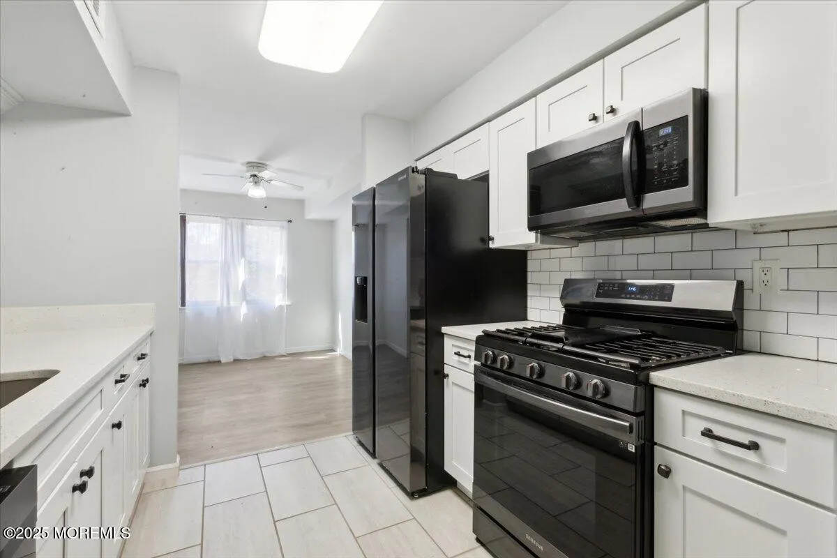 Cranbury, New Jersey 08512, United States, 1 Bedroom Bedrooms, ,1 BathroomBathrooms,Residential,Active,201511