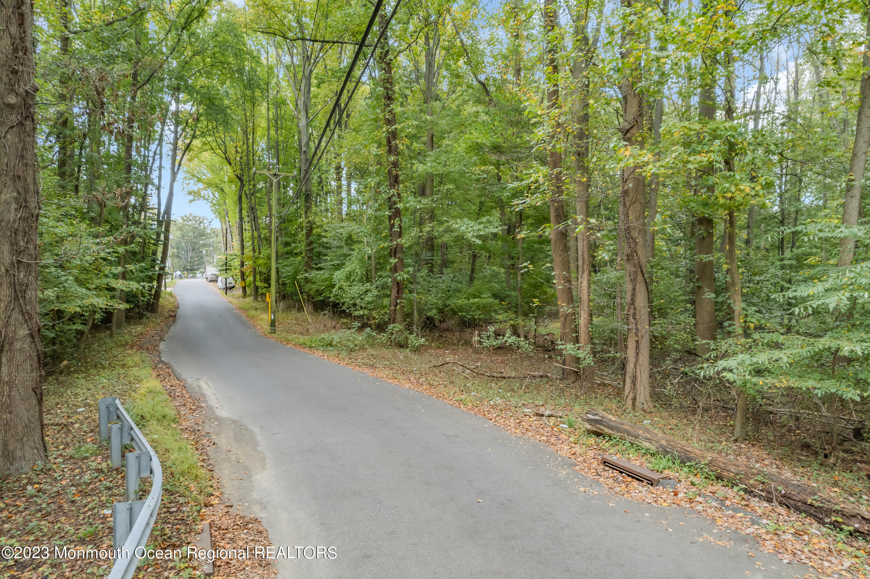 123-125 Magnolia Lane