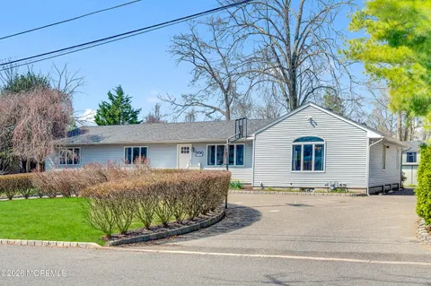 MLS: 22608705