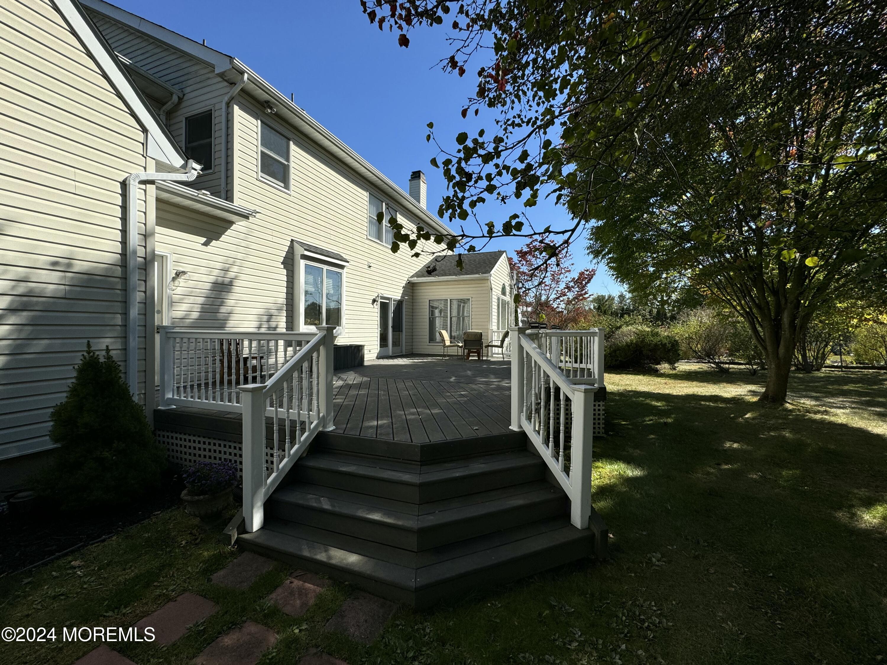 111 Round Hill Drive, Freehold, New Jersey image 45