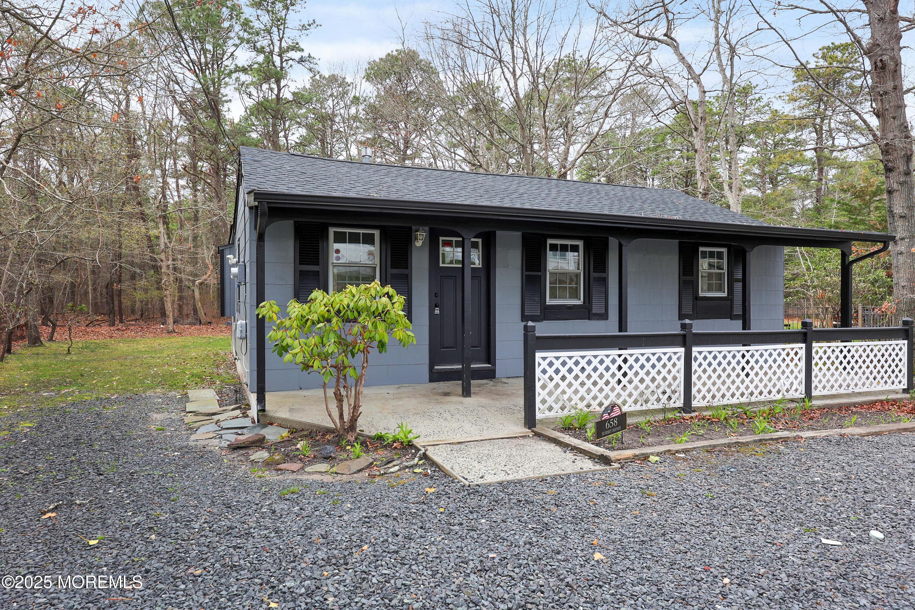 658 Summit Avenue, Brick, New Jersey image 33