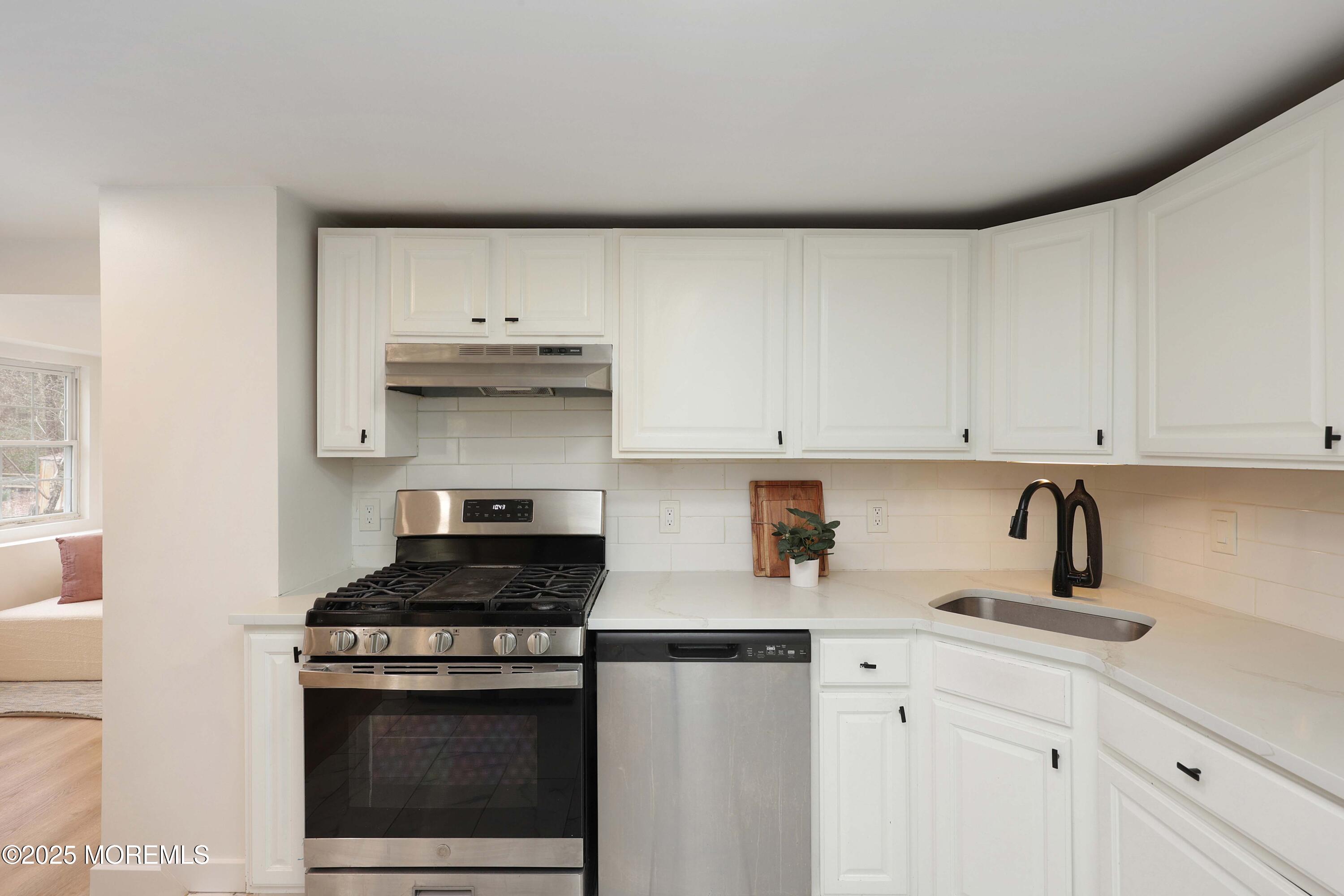 658 Summit Avenue, Brick, New Jersey image 15