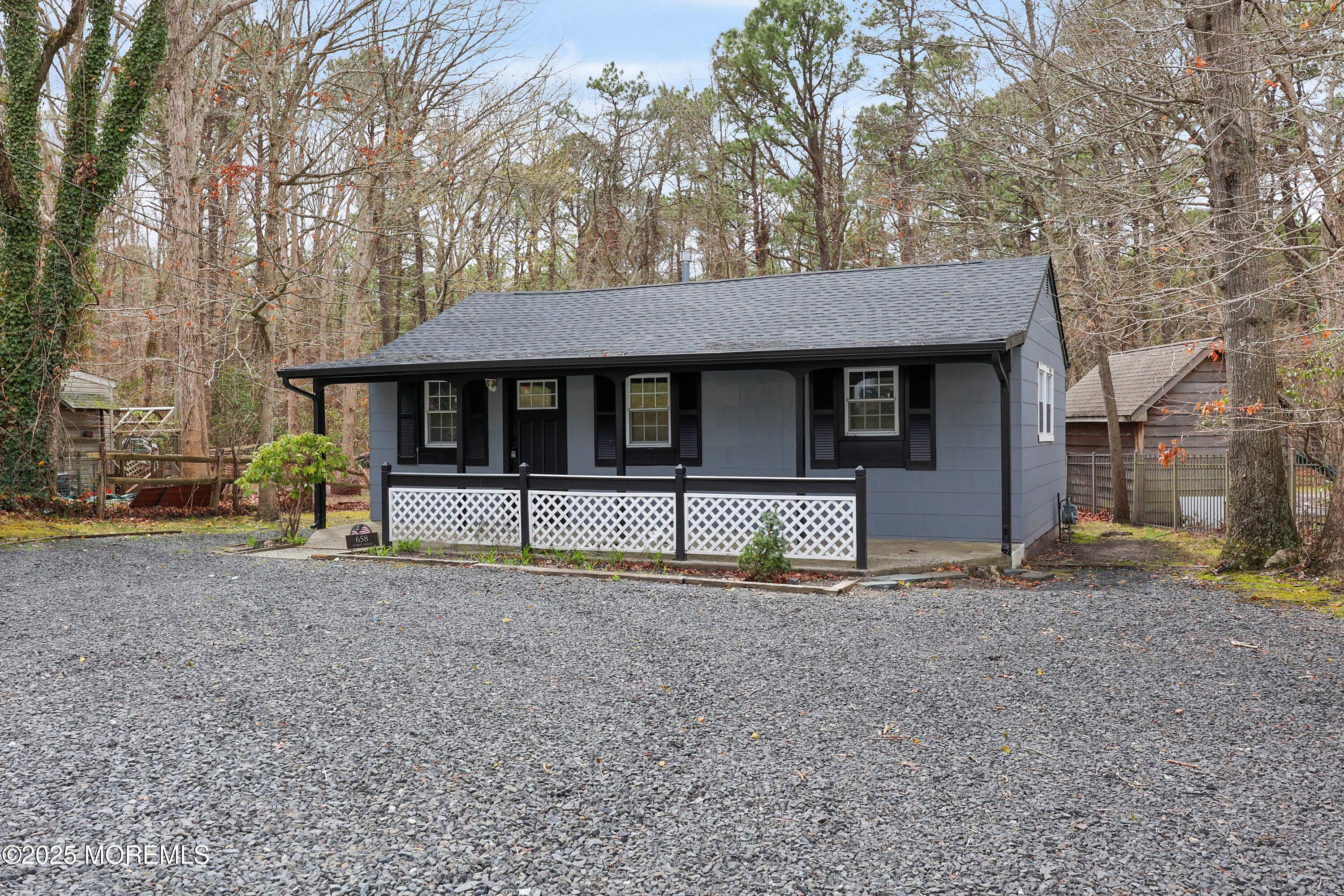 658 Summit Avenue, Brick, New Jersey image 28