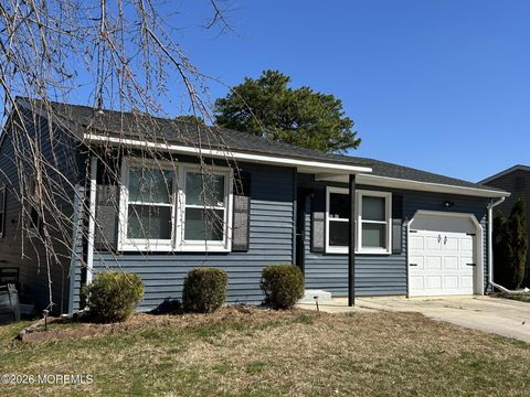 Homes For Sale - 19 Attleboro Lane #73<br/> Ocean County, Whiting, NJ 08759
