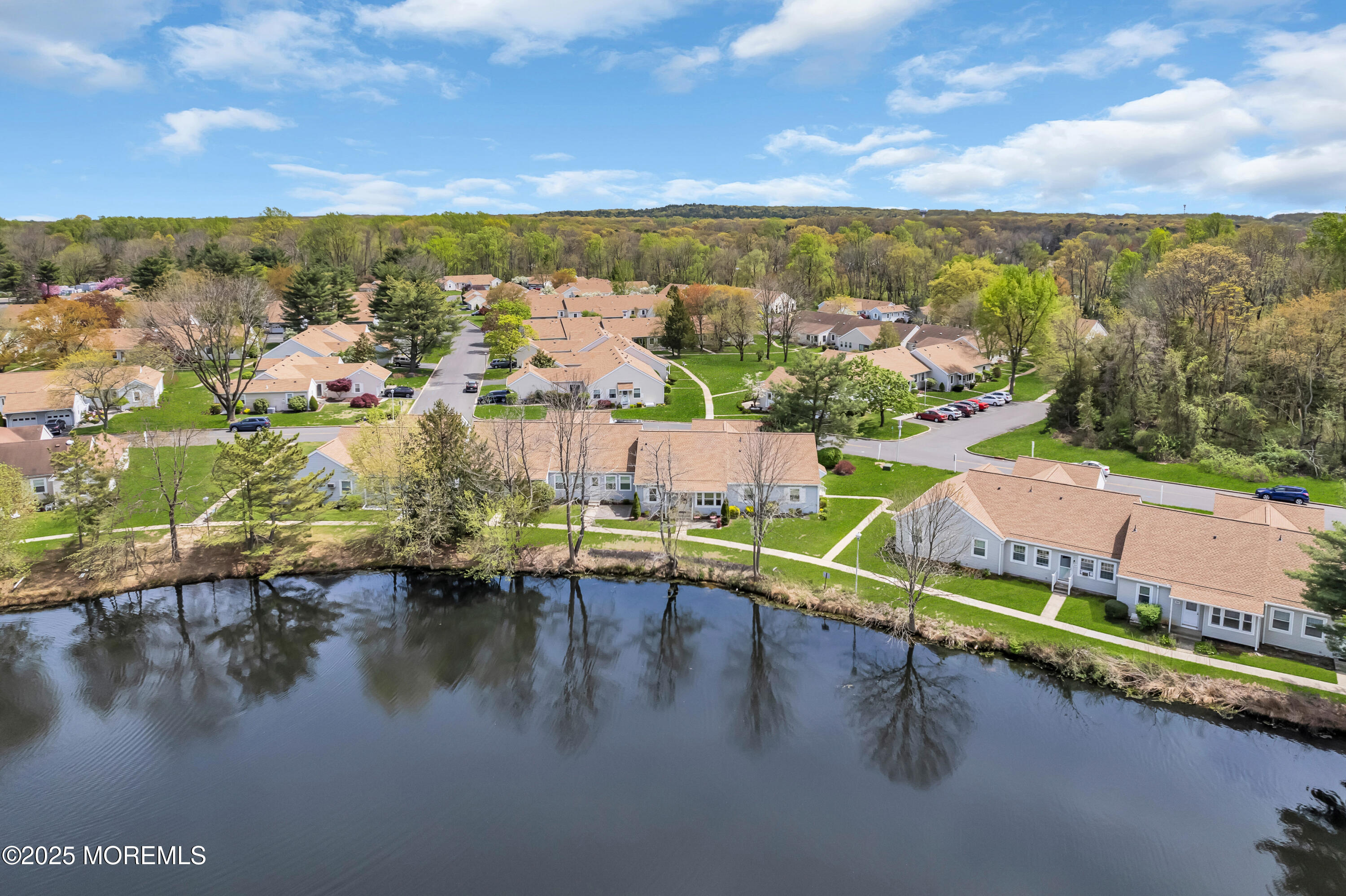 83 Parkway Drive #E, Freehold, New Jersey image 25