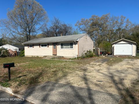 Photo of 10 Sunset Drive, Howell, NJ 07731 (MLS # 22611415)