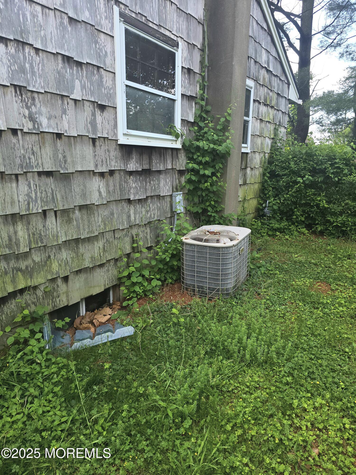 1305 Squirrel Road, Wall, New Jersey image 29