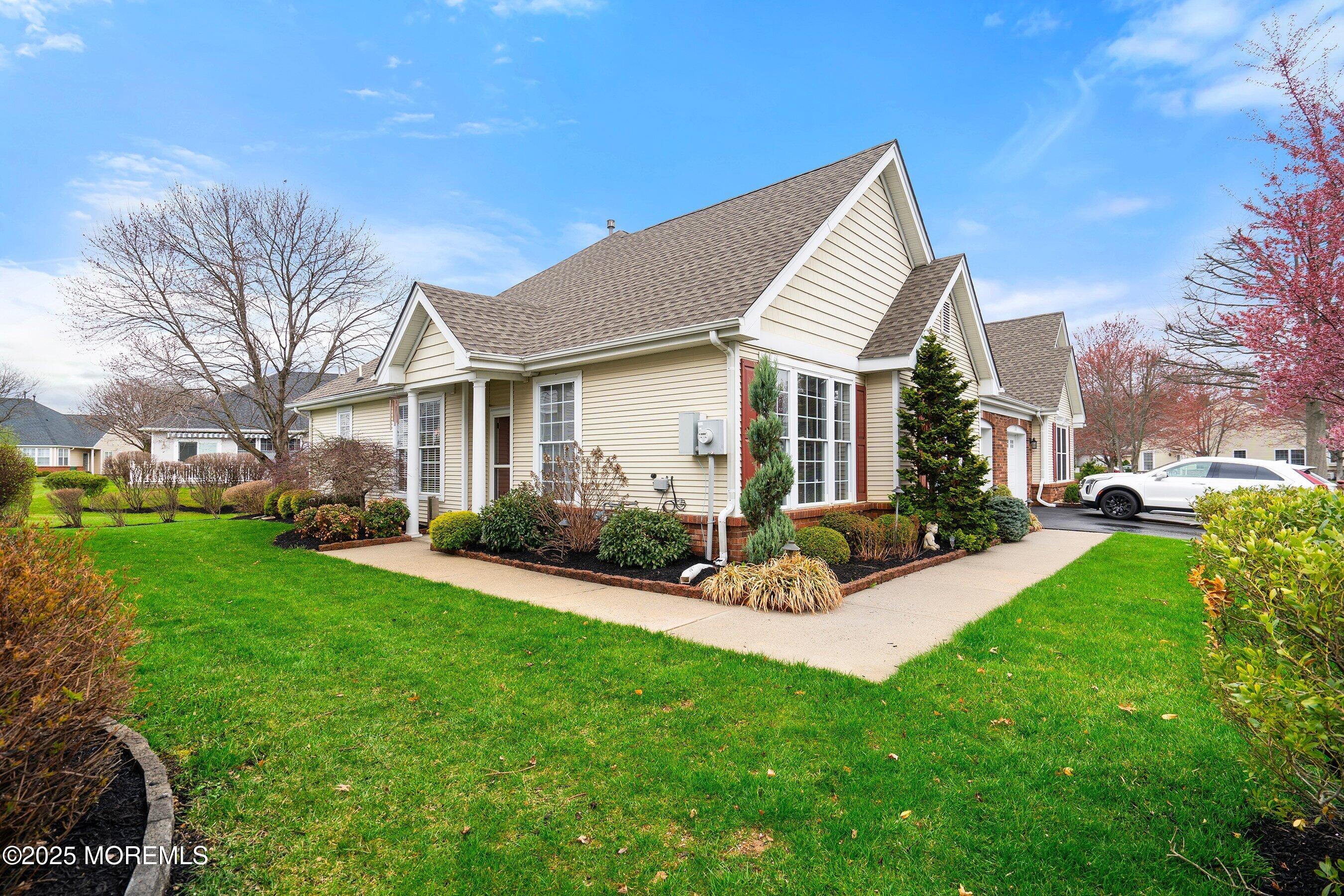 156 Burholme Drive, Hamilton, New Jersey image 1