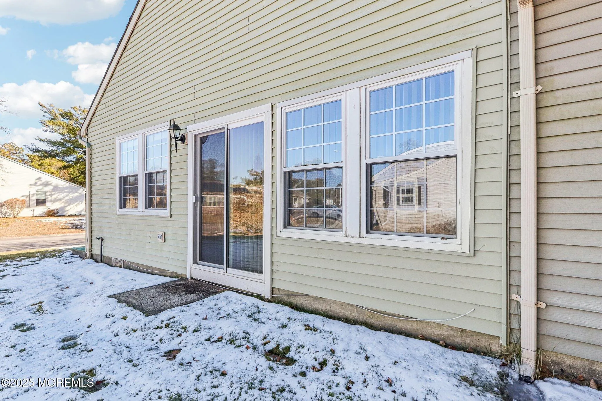 Whiting, New Jersey 08759, United States, 2 Bedrooms Bedrooms, ,2 BathroomsBathrooms,Residential,Pending,12689