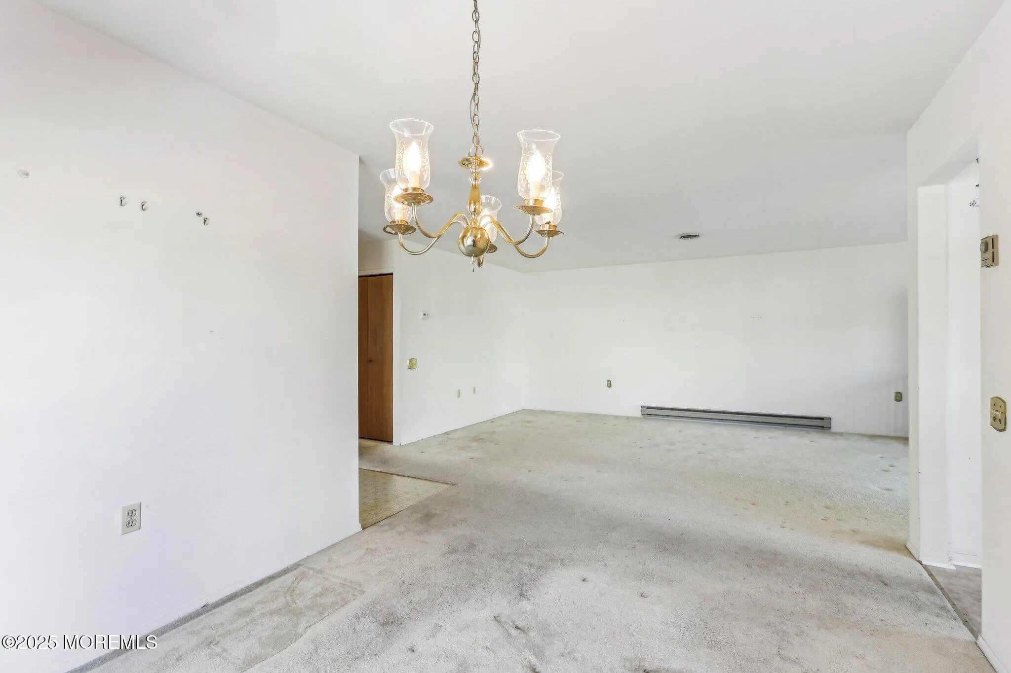 Whiting, New Jersey 08759, United States, 2 Bedrooms Bedrooms, ,2 BathroomsBathrooms,Residential,Pending,12689