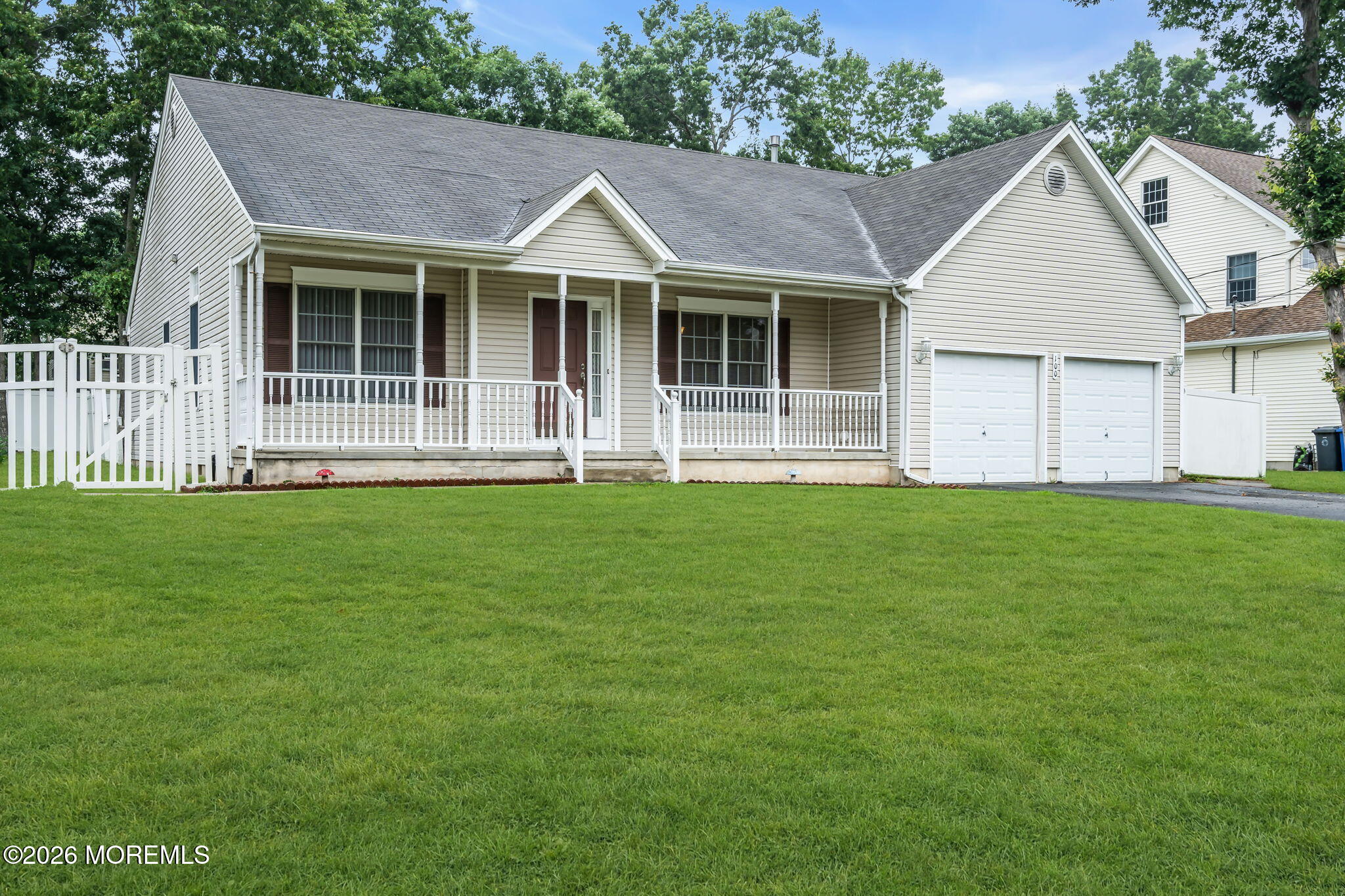 100 Bark Road