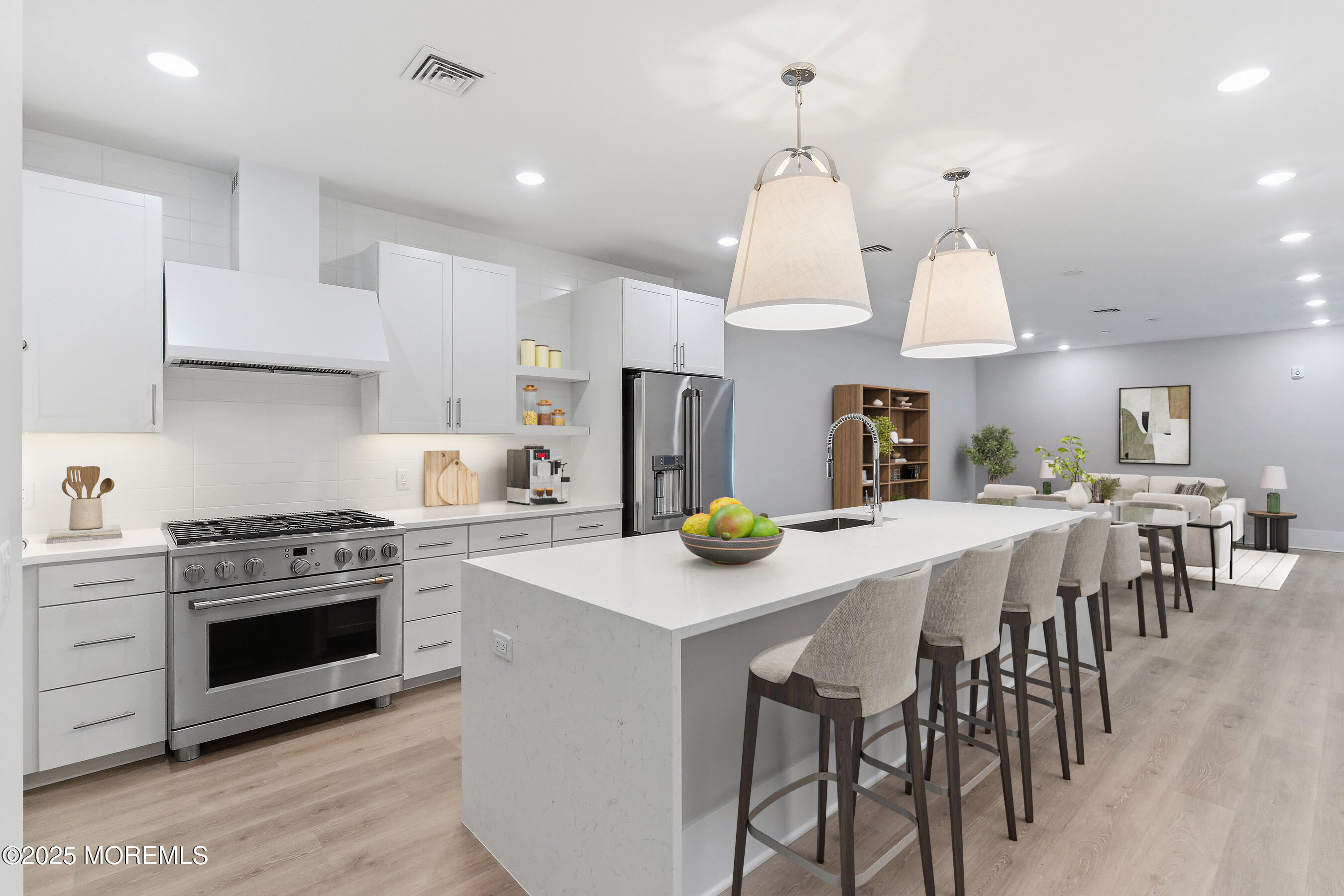 215 2nd Avenue 204