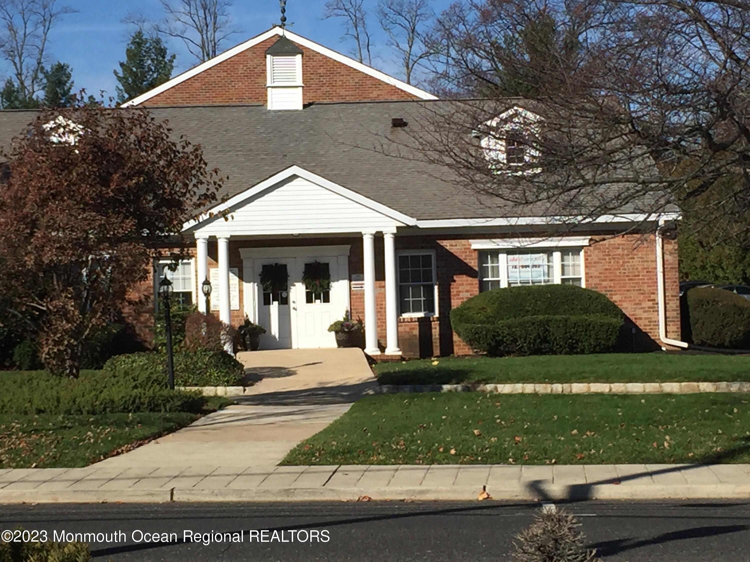 623 River Road 1NE