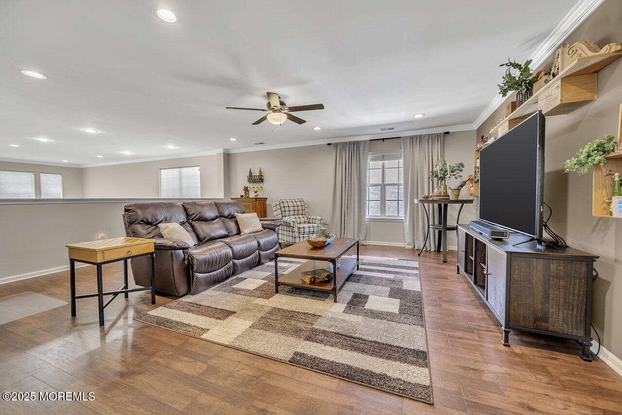 8 Cavalcade Court, Manalapan, New Jersey image 25