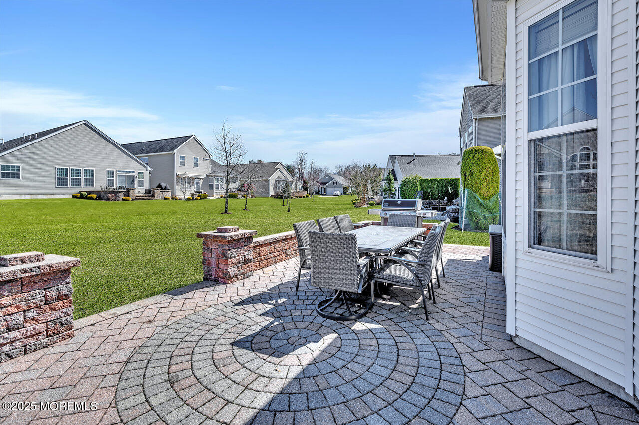 8 Cavalcade Court, Manalapan, New Jersey image 33
