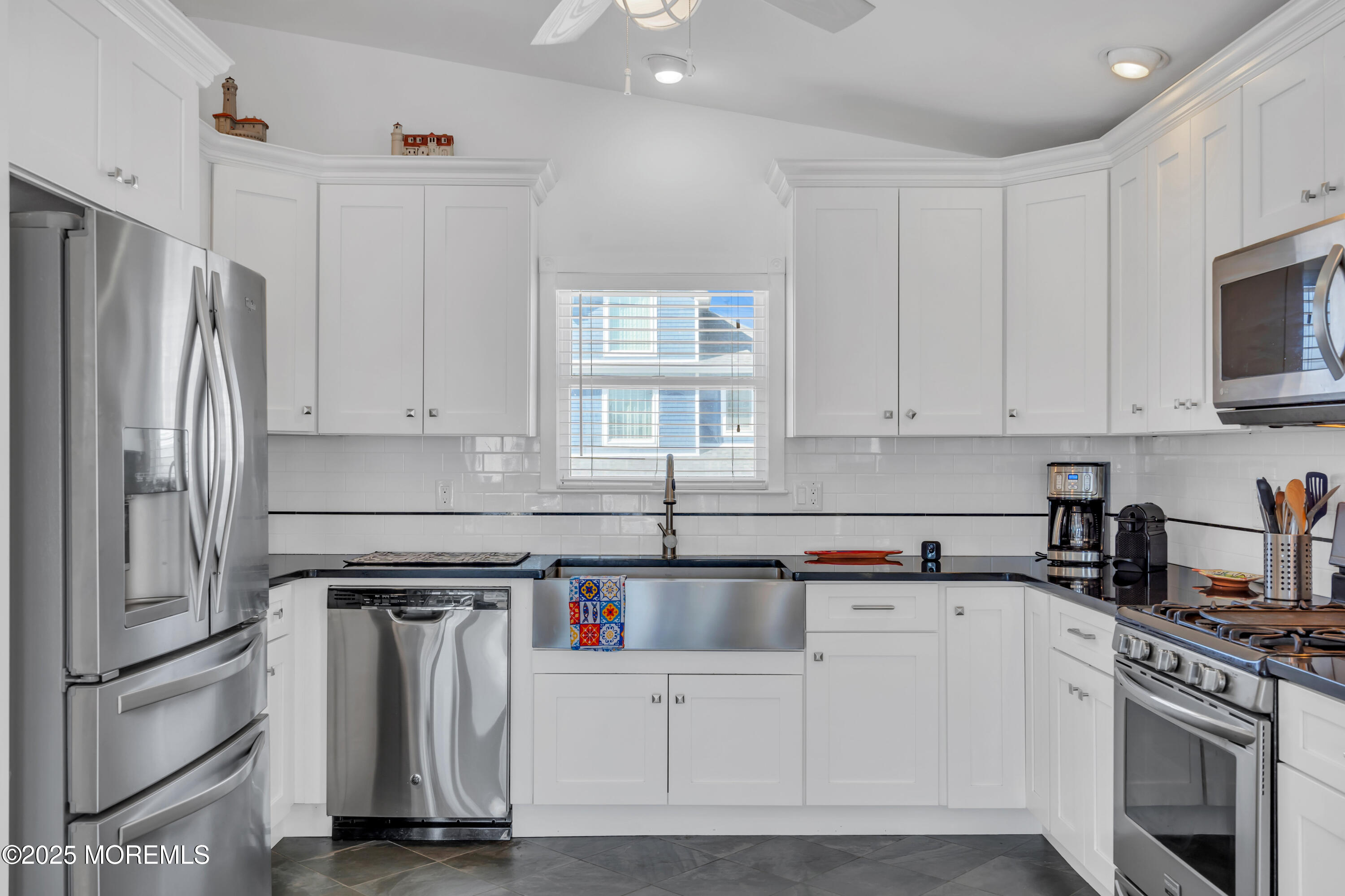 27 Ruth Drive, Manahawkin, New Jersey image 17