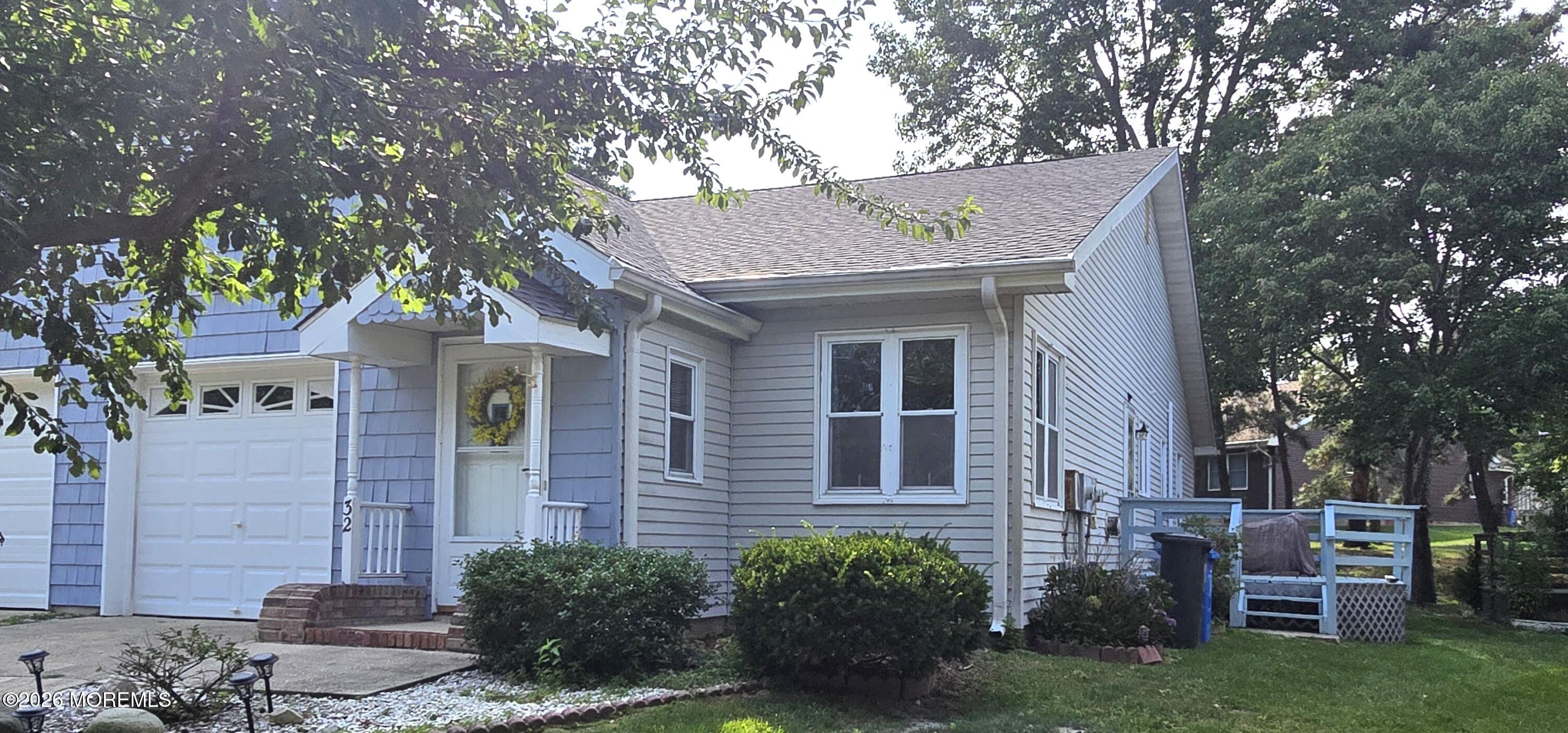 32 Sycamore Road 43
