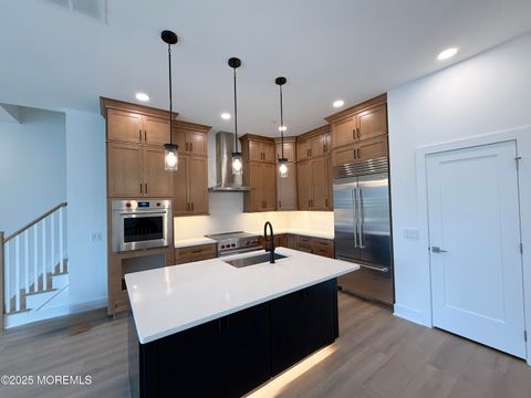 Photo of 402B Cookman Avenue, Asbury Park, NJ 07712 (MLS # 22531660)