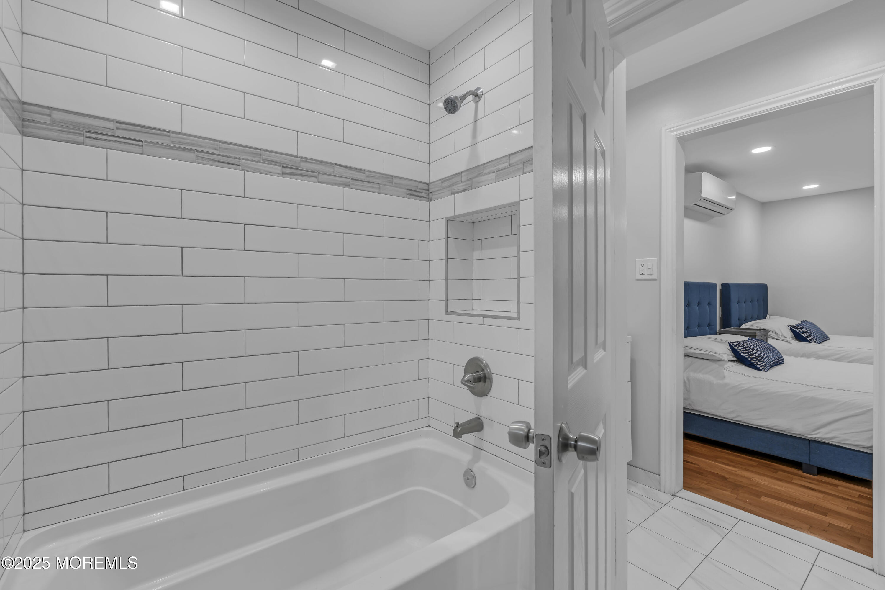 1584 Alamitos Drive, Lakewood, New Jersey image 30