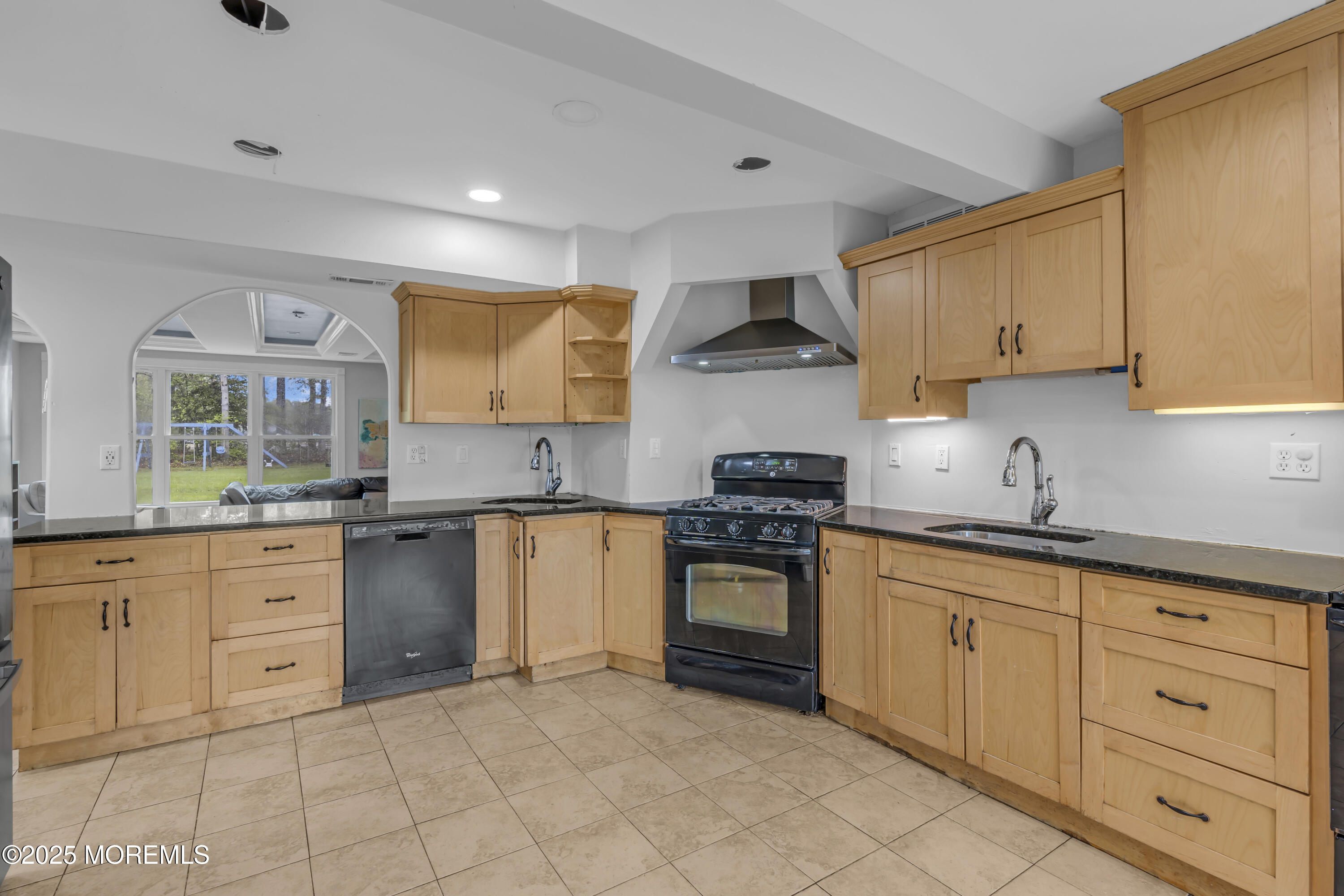 1584 Alamitos Drive, Lakewood, New Jersey image 12
