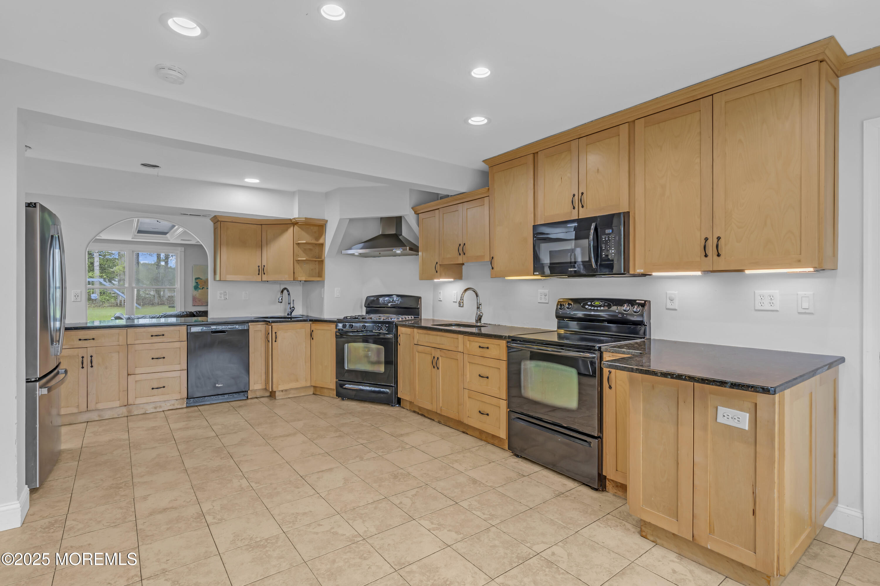 1584 Alamitos Drive, Lakewood, New Jersey image 8