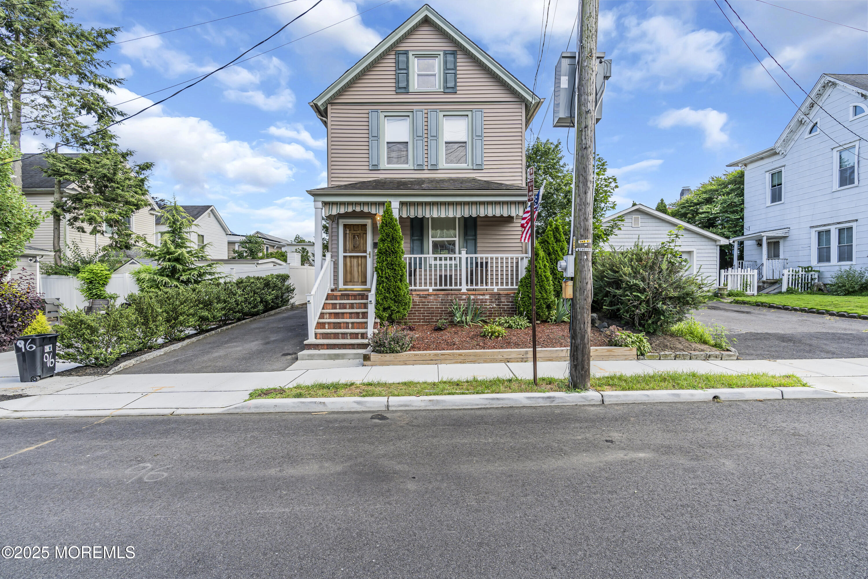 96 Mechanic Street