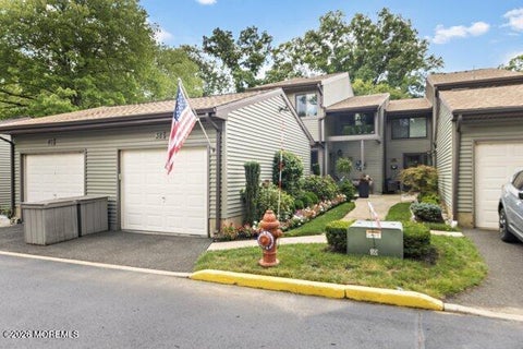Photo of 38 Berkshire Court, Red Bank, NJ 07701 (MLS # 22627695)
