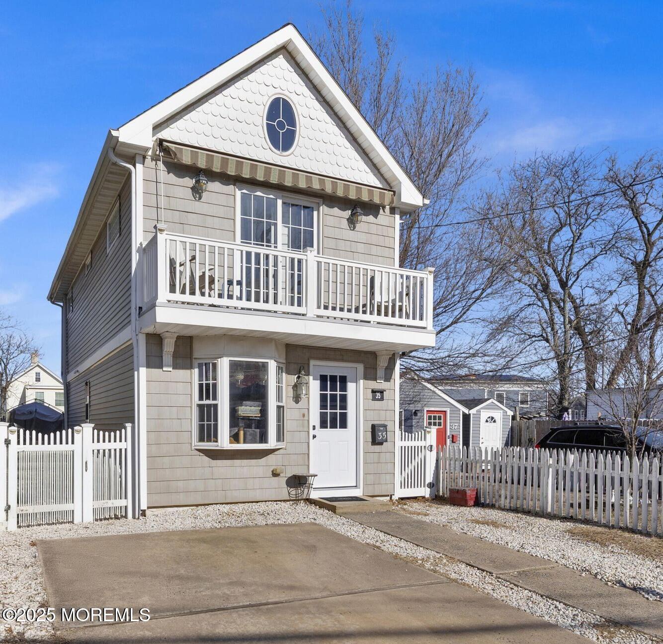 35 Myrtle Avenue, Keyport, New Jersey image 1