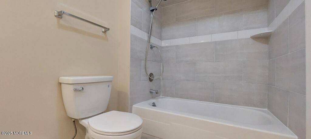 9 Pine Cluster Circle #A, Manalapan, New Jersey image 15