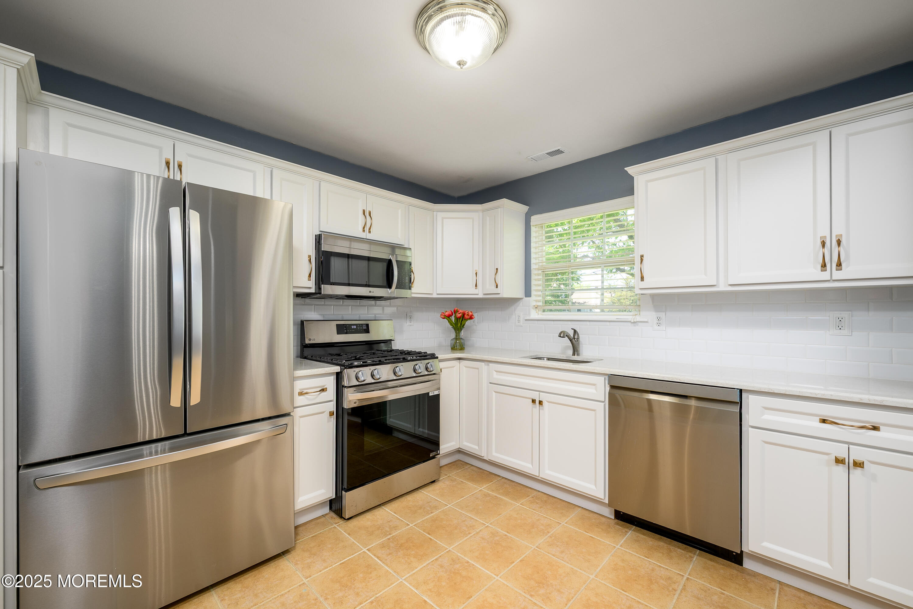 6 Pagoda Lane, Freehold, New Jersey image 13