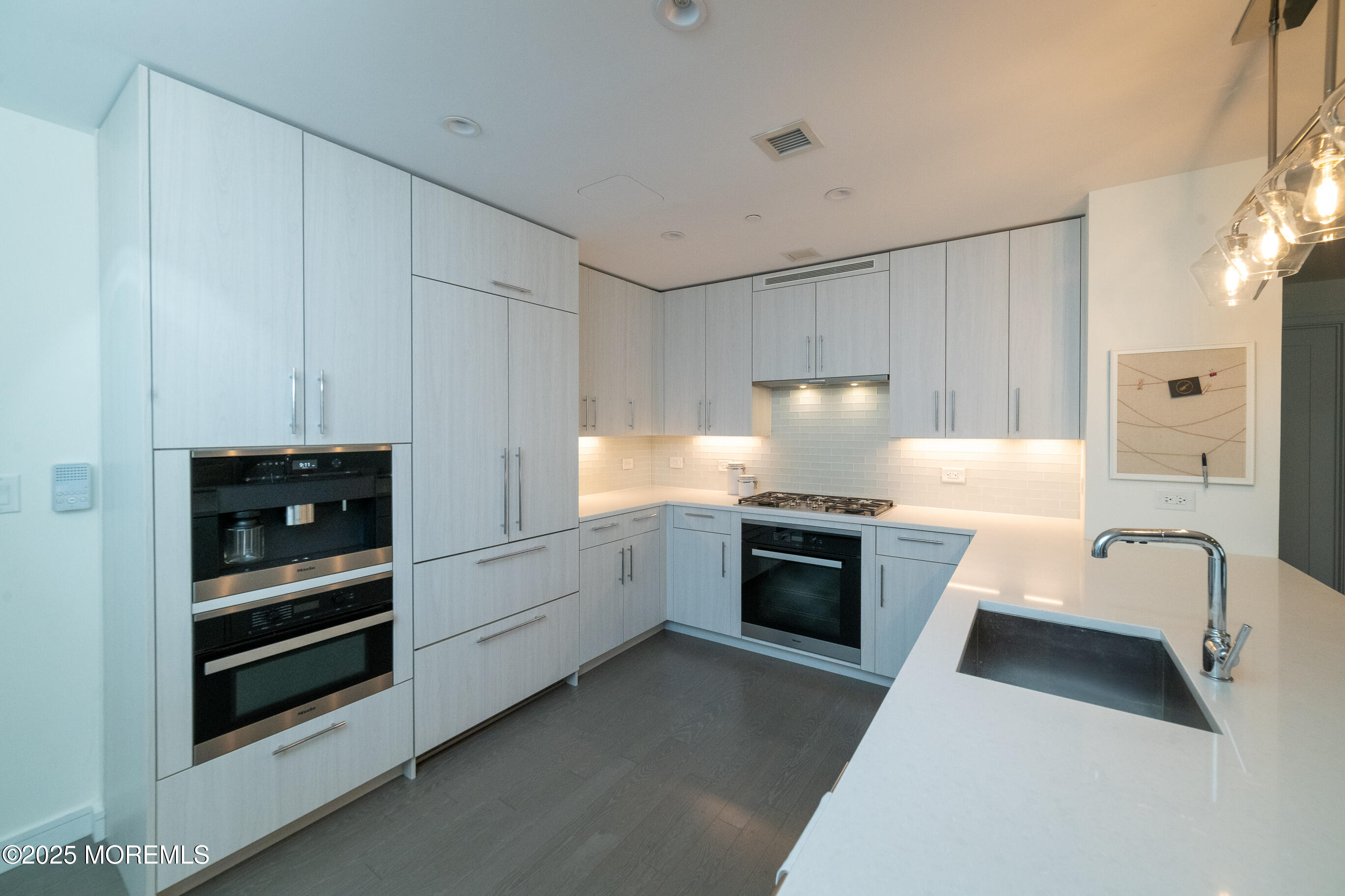 20 Melrose Terrace #305, Long Branch, New Jersey image 7