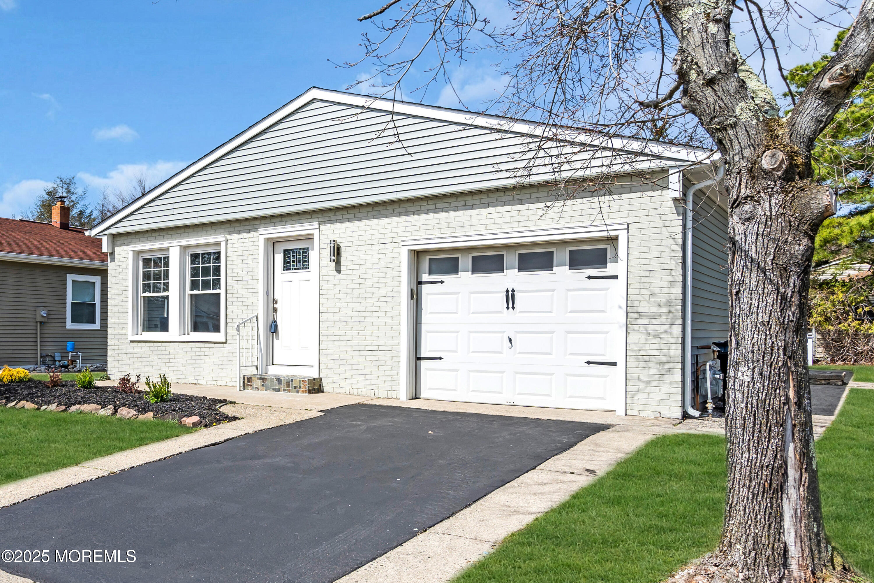 56 Woodstock Drive, Toms River, New Jersey image 7