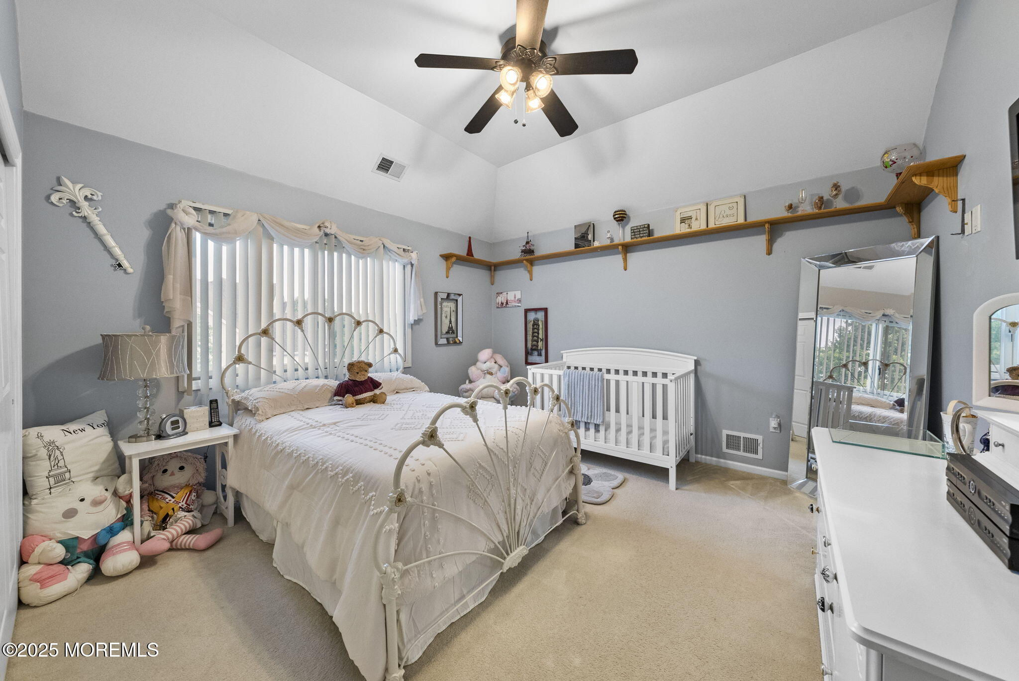 21 English Path, Freehold, New Jersey image 34