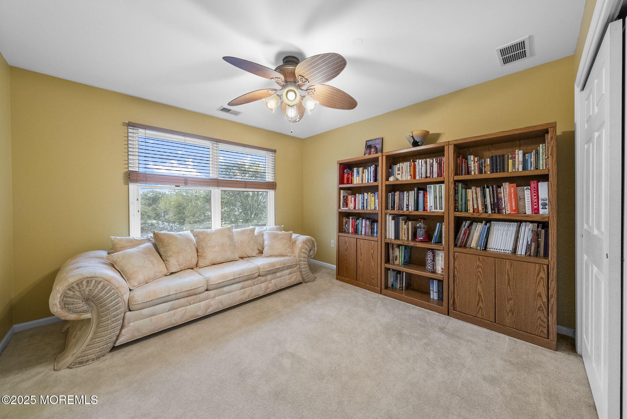 21 English Path, Freehold, New Jersey image 41