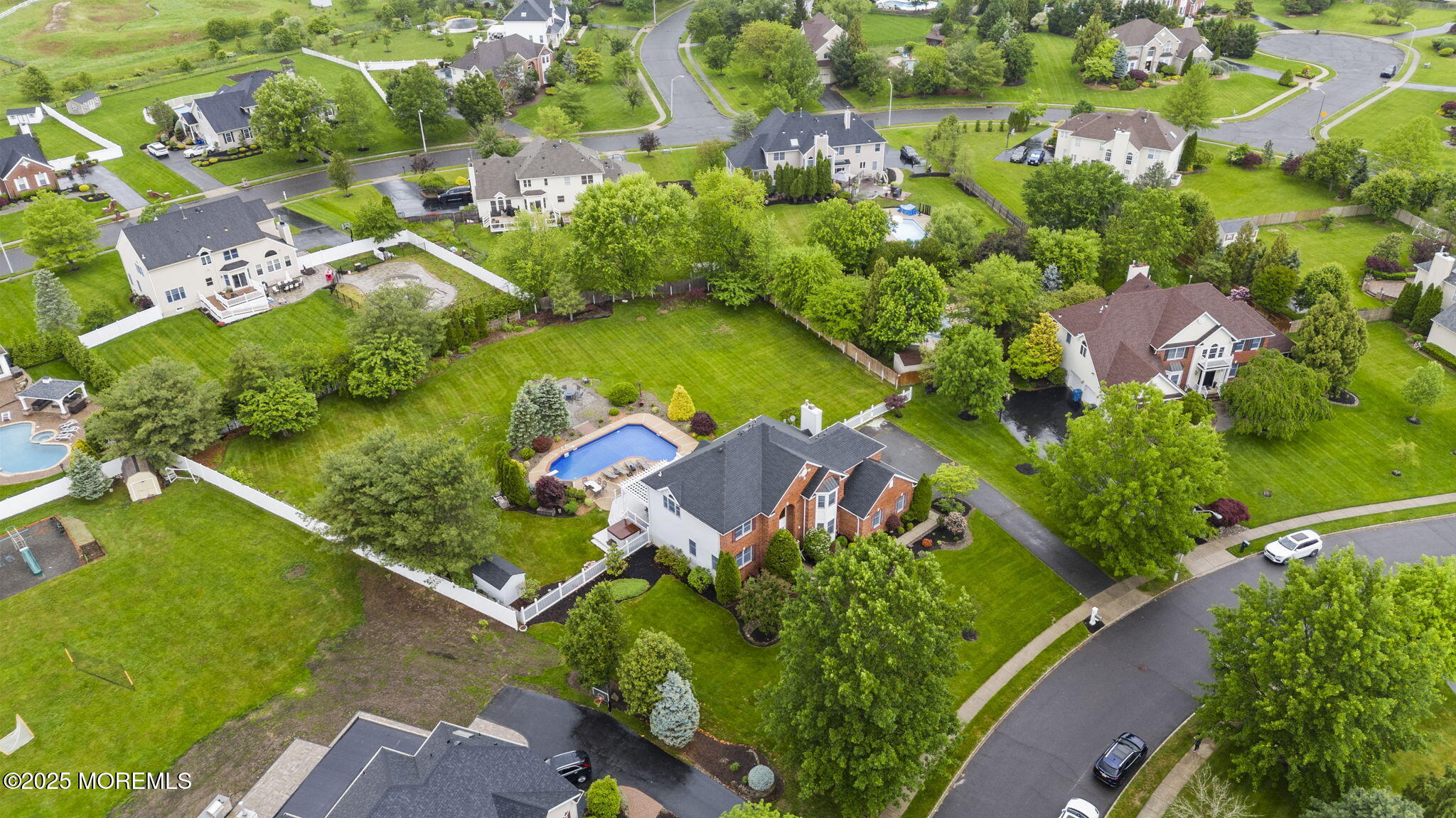 21 English Path, Freehold, New Jersey image 13