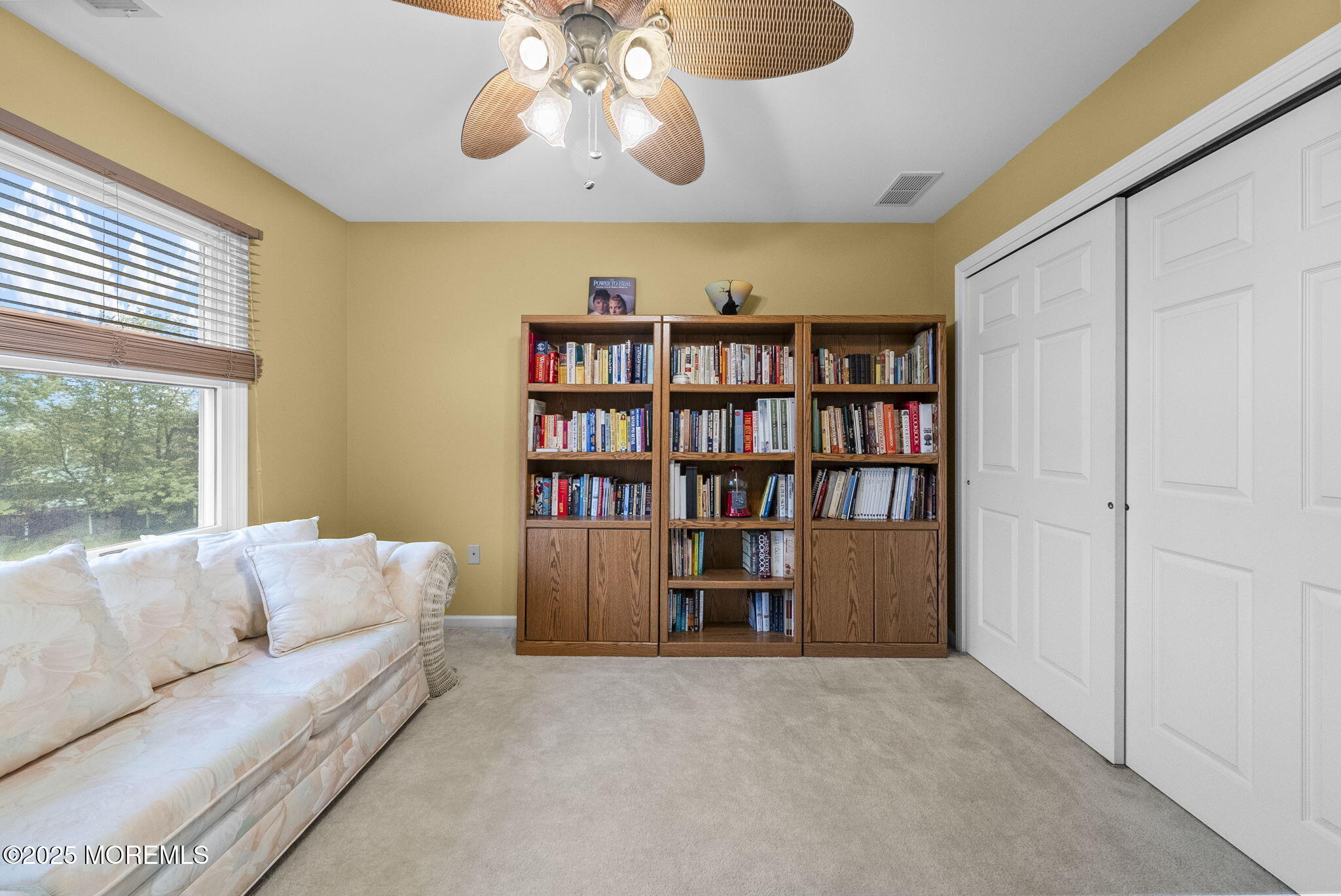 21 English Path, Freehold, New Jersey image 40