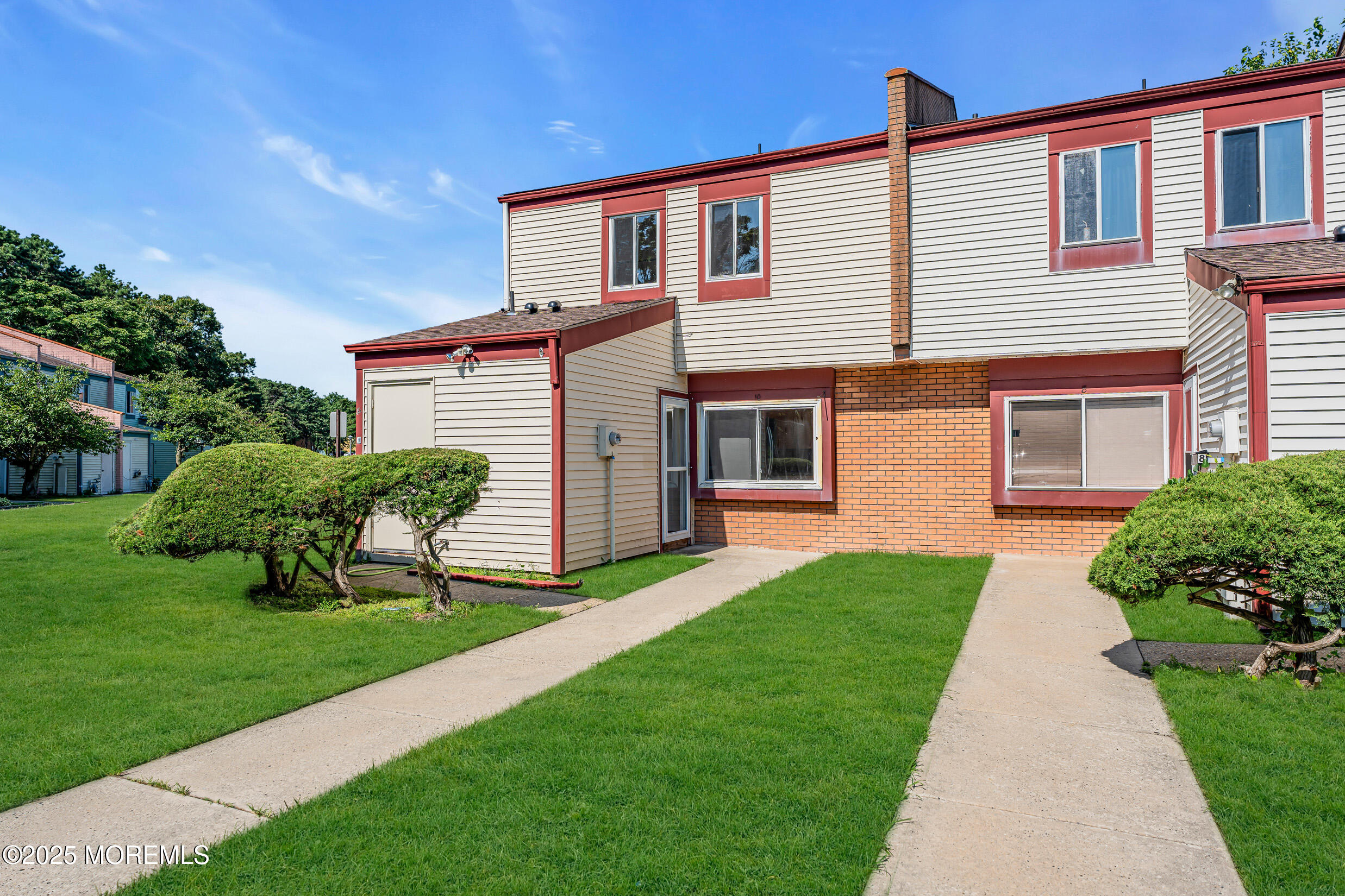 10 Foxwood Court 93