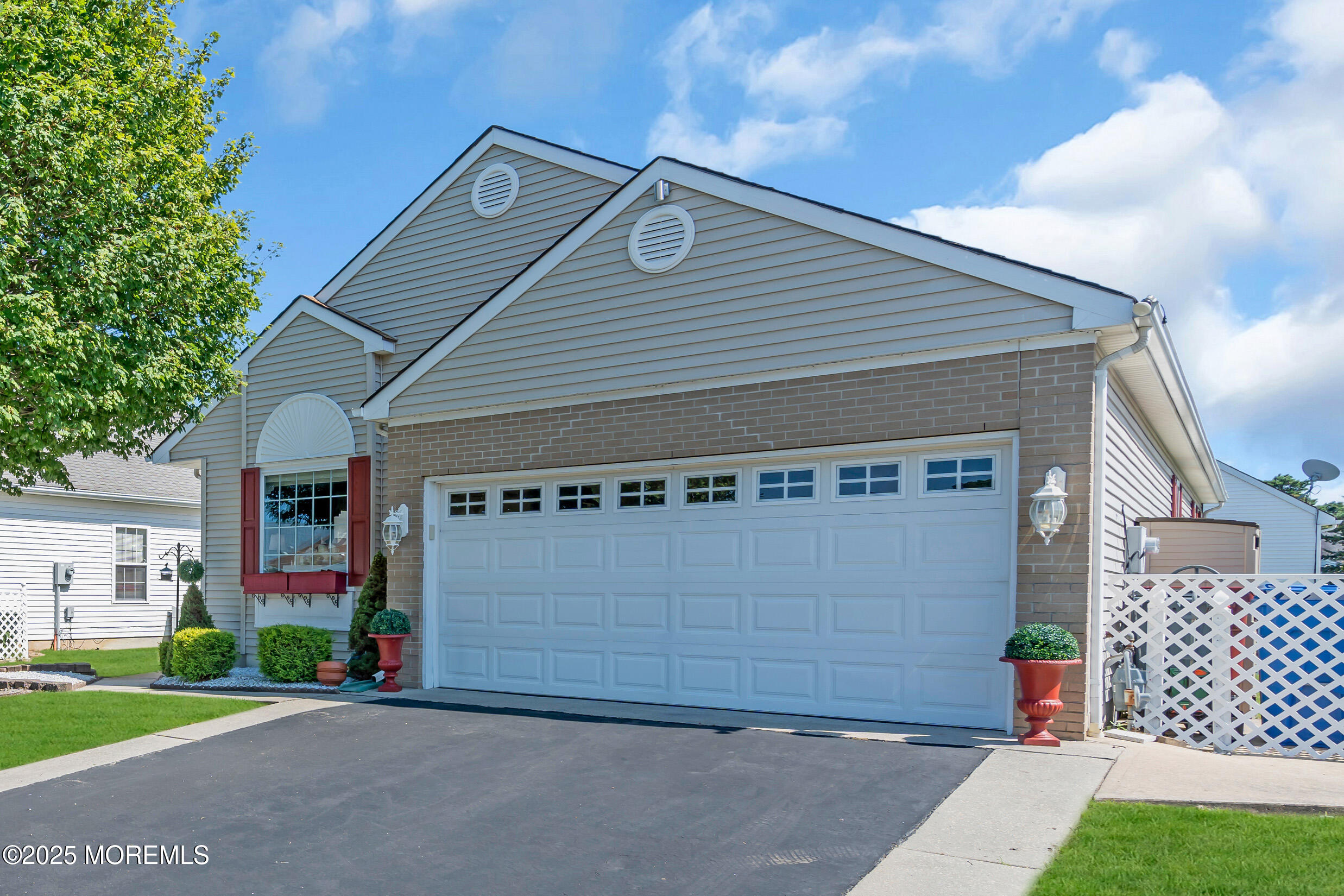 41 Winterton Drive