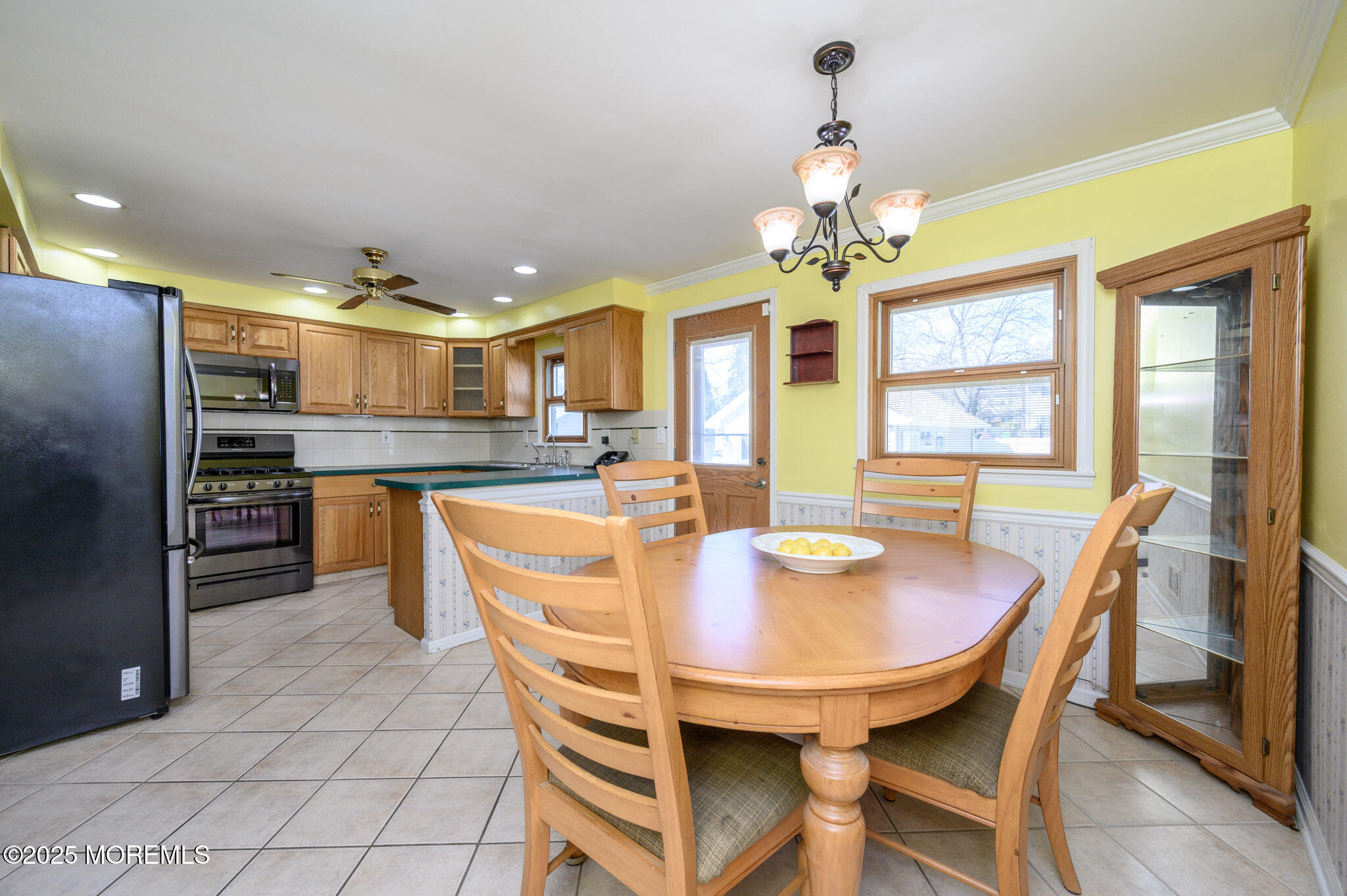 463 Ferndale Place, Keyport, New Jersey image 9