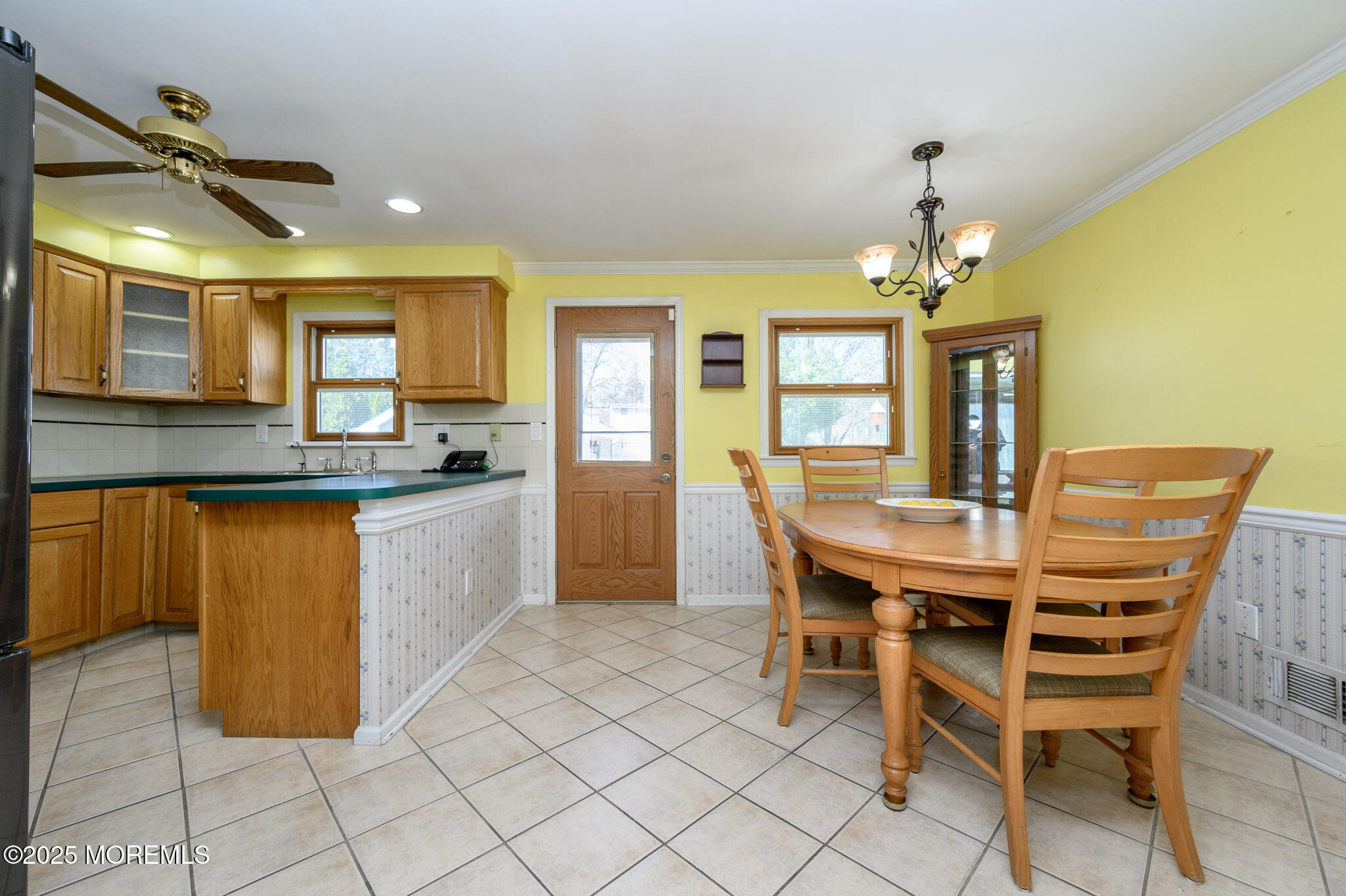 463 Ferndale Place, Keyport, New Jersey image 8