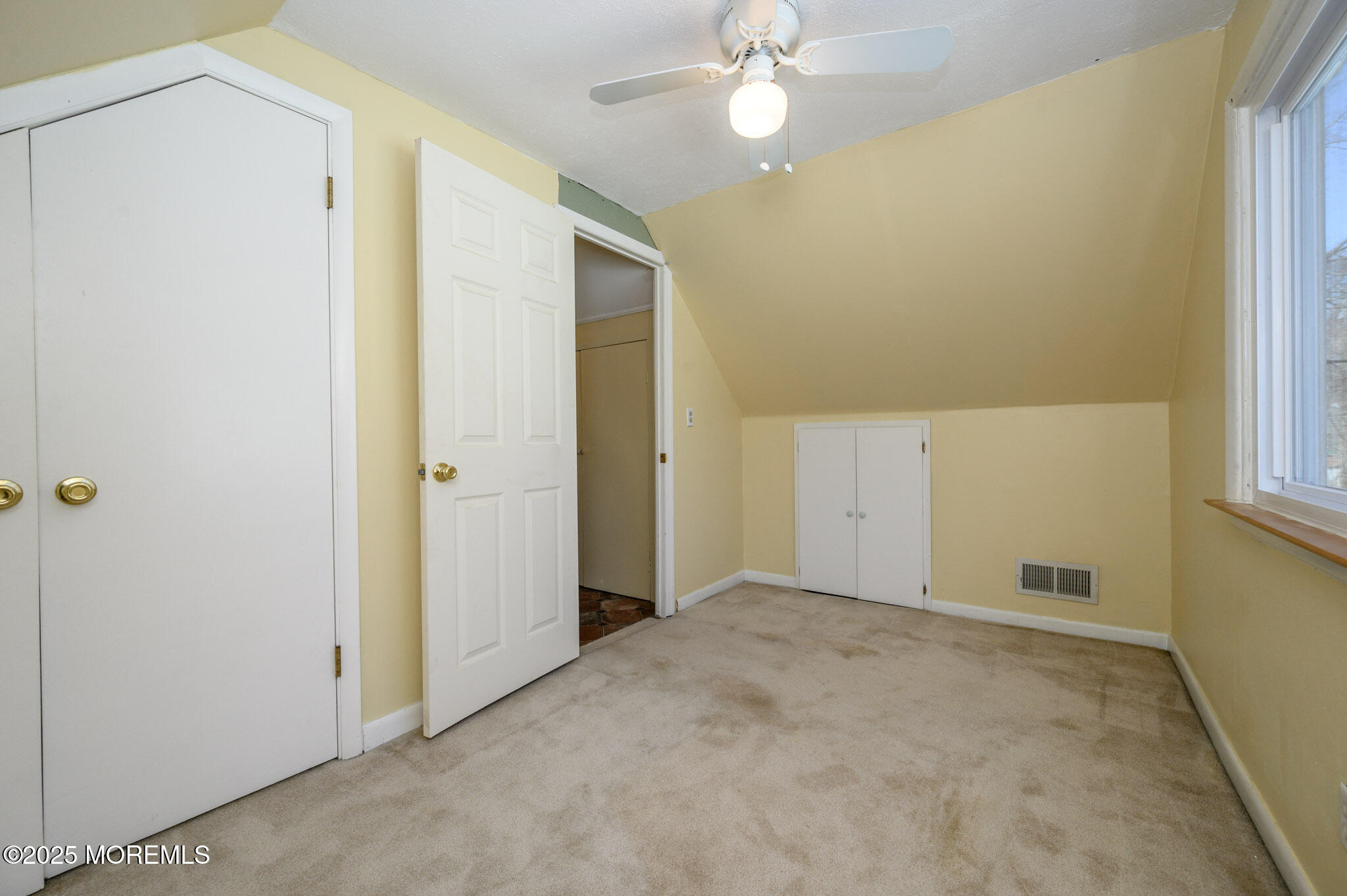463 Ferndale Place, Keyport, New Jersey image 27