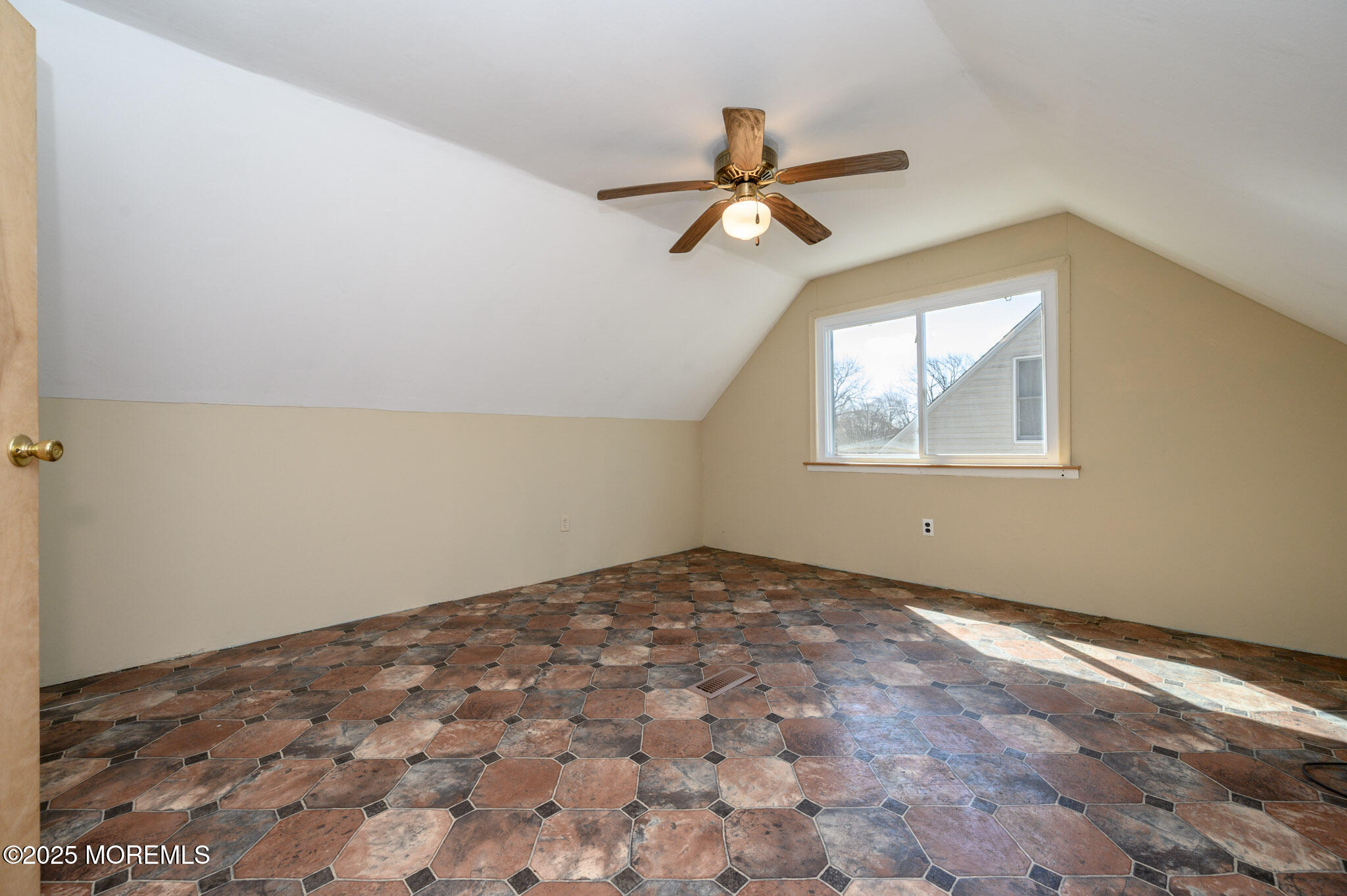 463 Ferndale Place, Keyport, New Jersey image 22