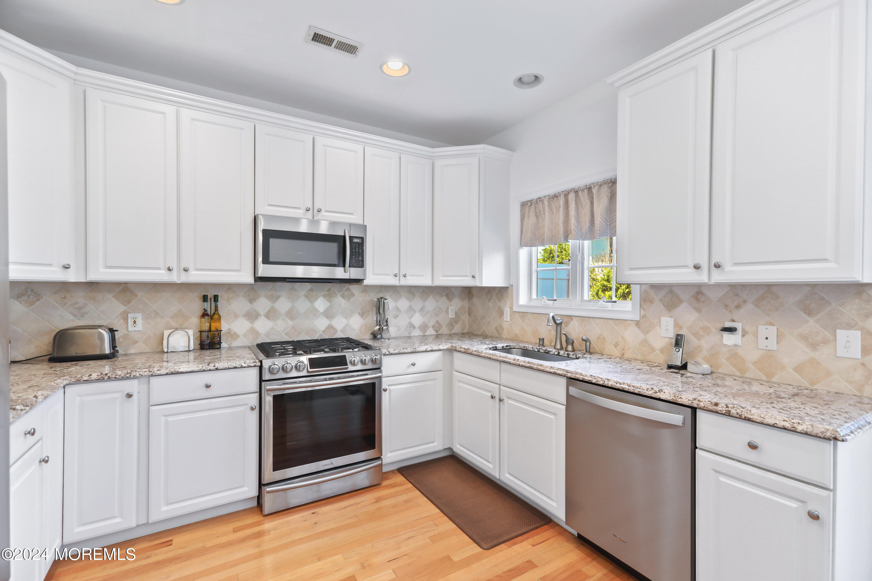 31 Pavilion Avenue, Long Branch, New Jersey image 13
