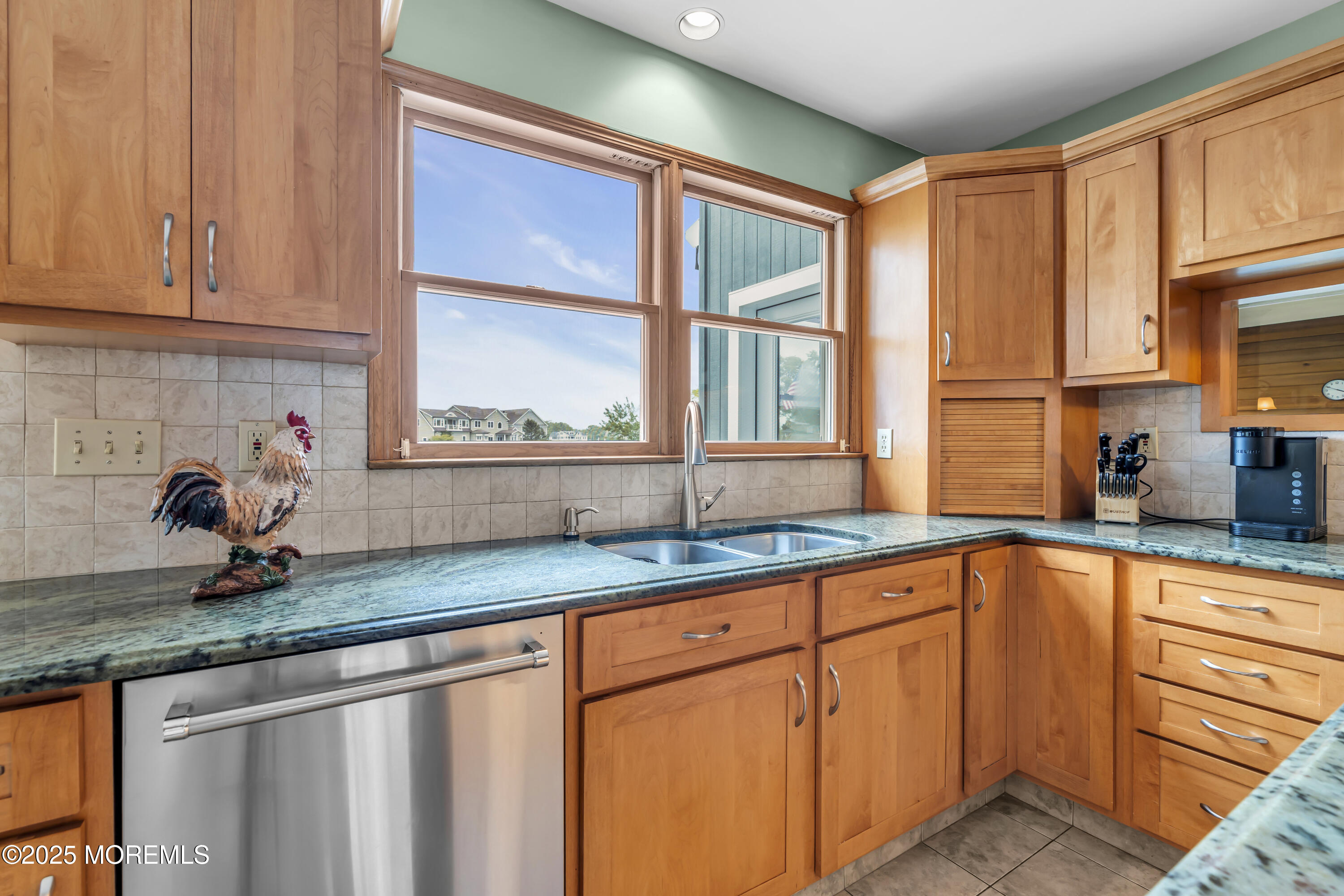 560 Midwood Drive, Brick, New Jersey image 40