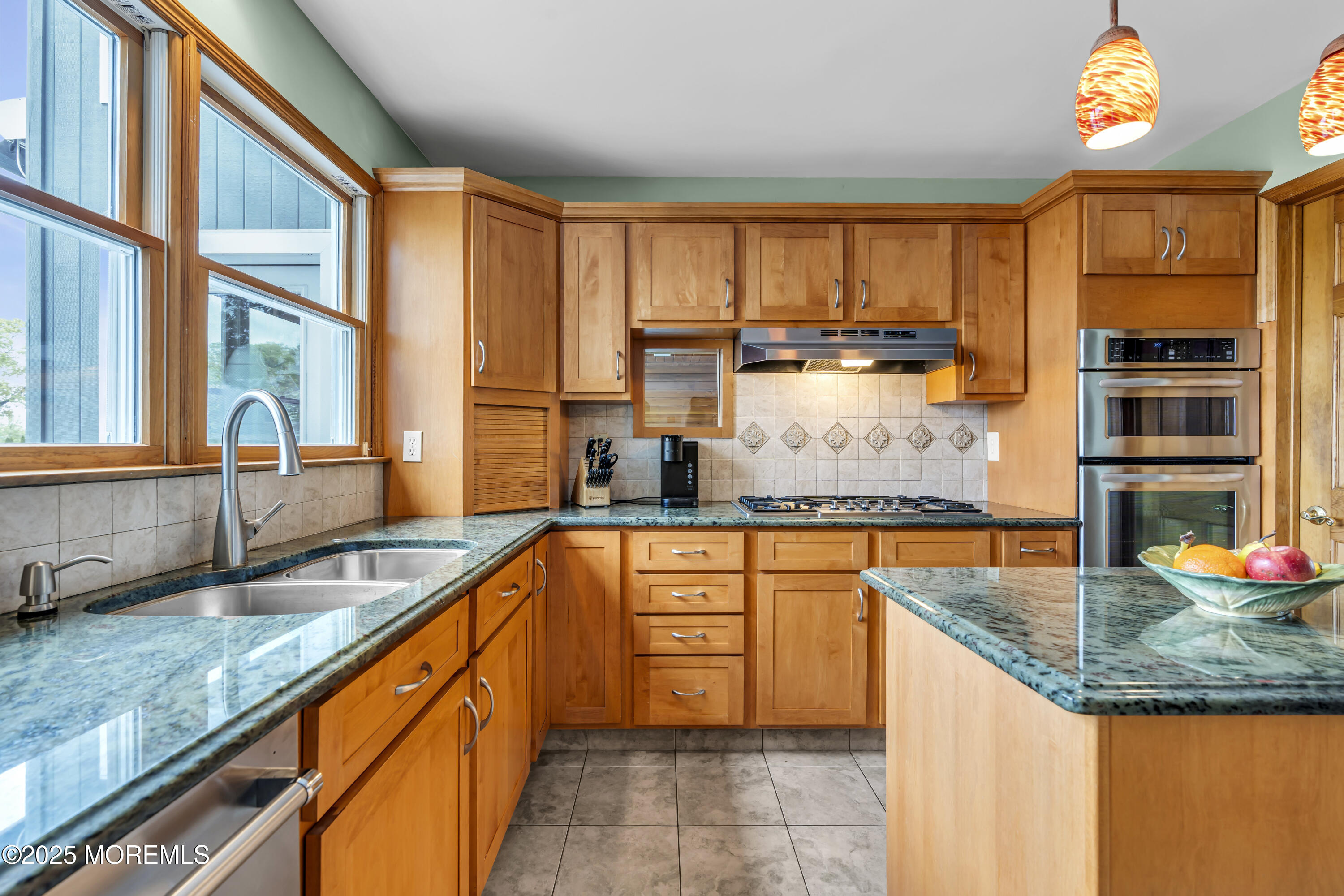 560 Midwood Drive, Brick, New Jersey image 39