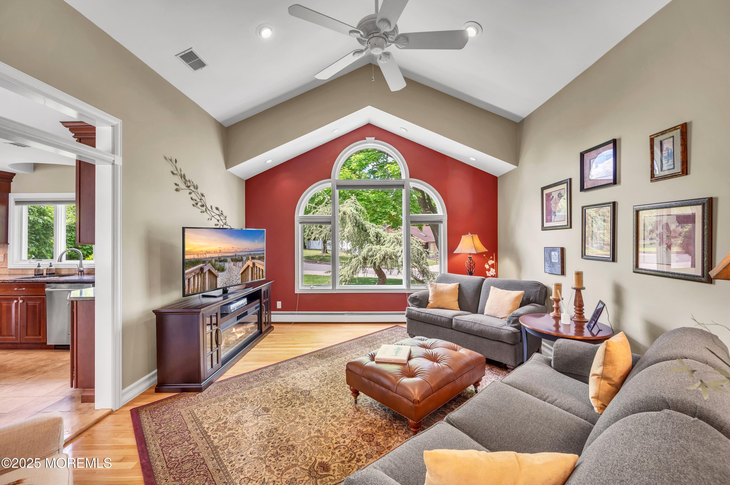24 Daniel Drive, Middletown, New Jersey image 13