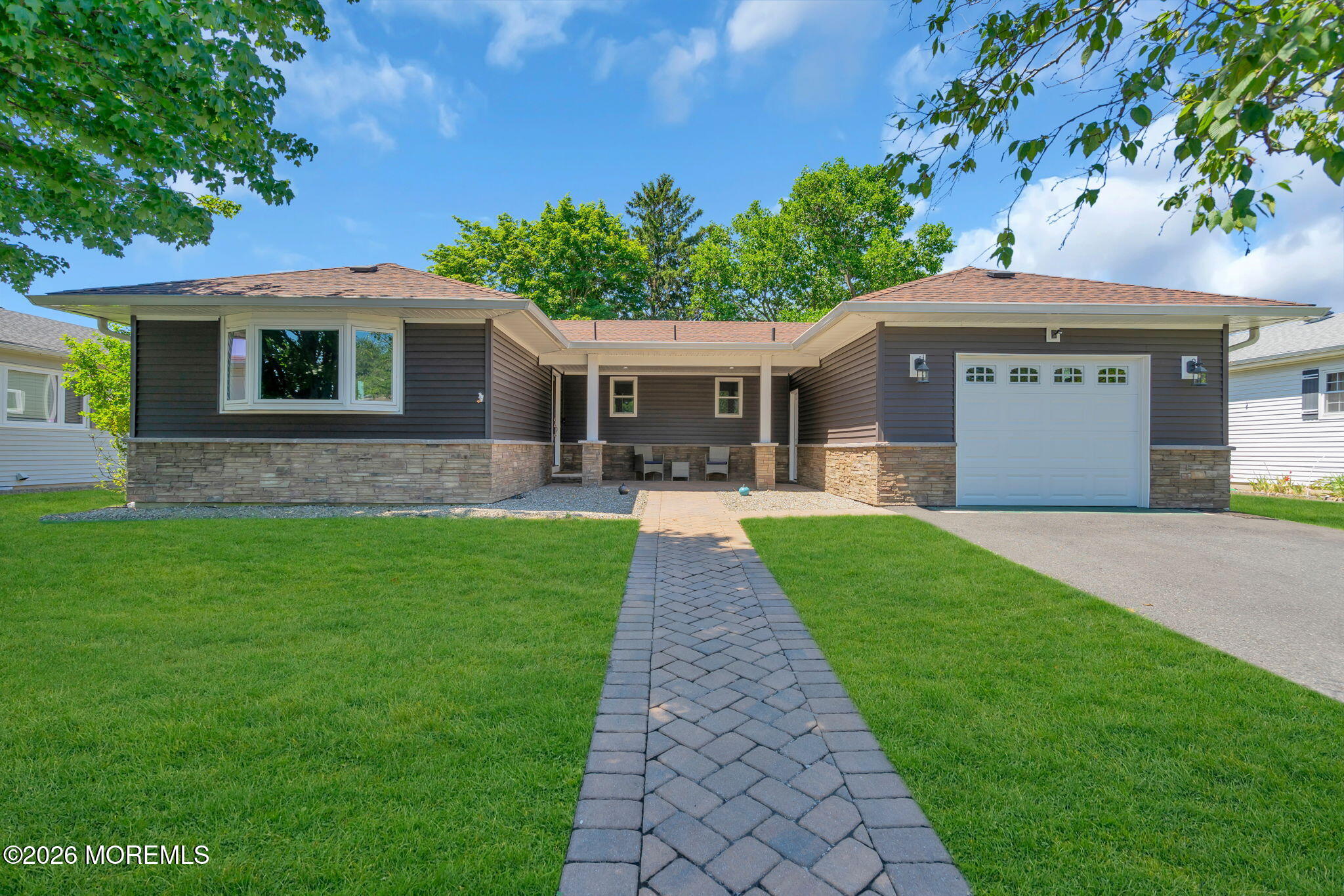 363 Barbados Drive N